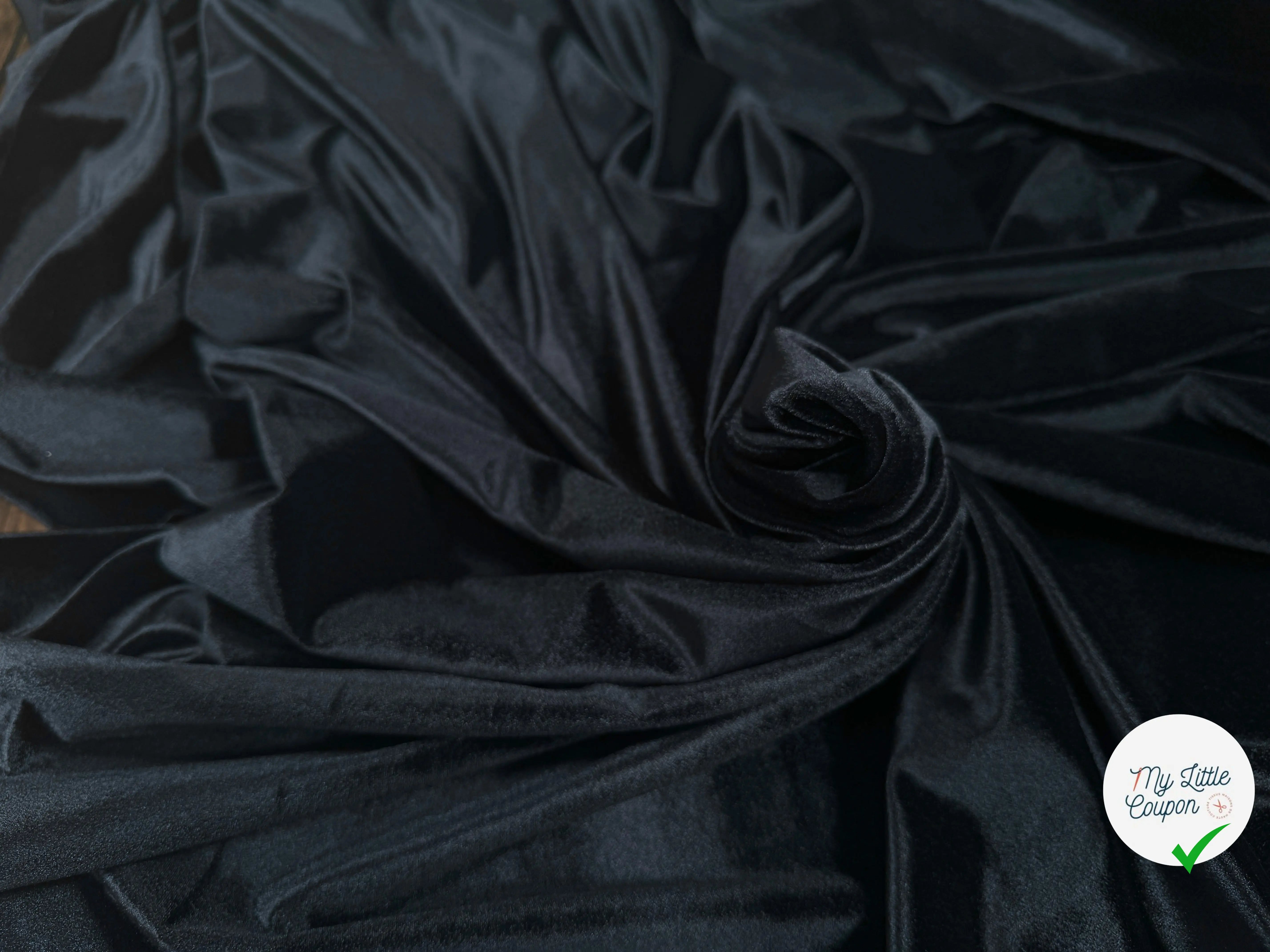 VELOURS MAILLE NUIT NOIRE ITALIEN CARVICO - My Little Coupon
