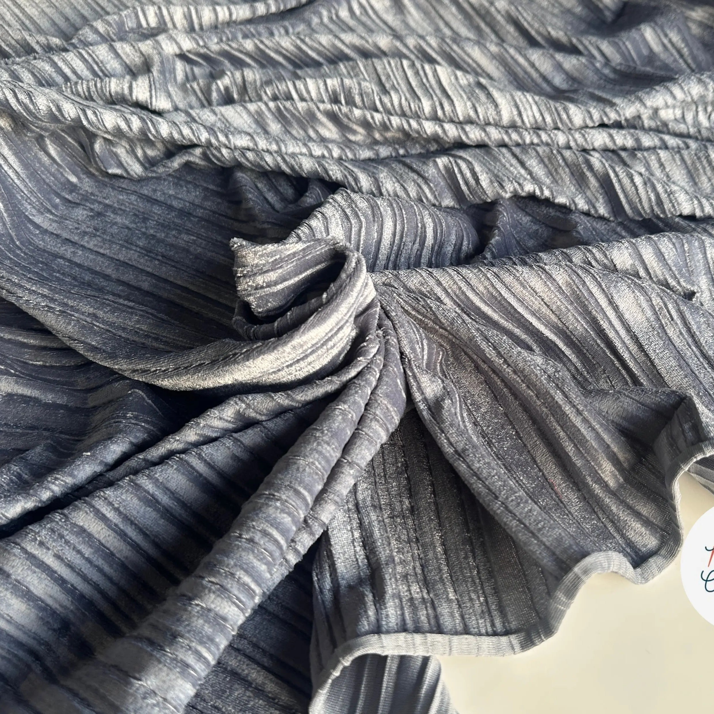 VELOURS PLISSÉ GRIS MLC INTERN