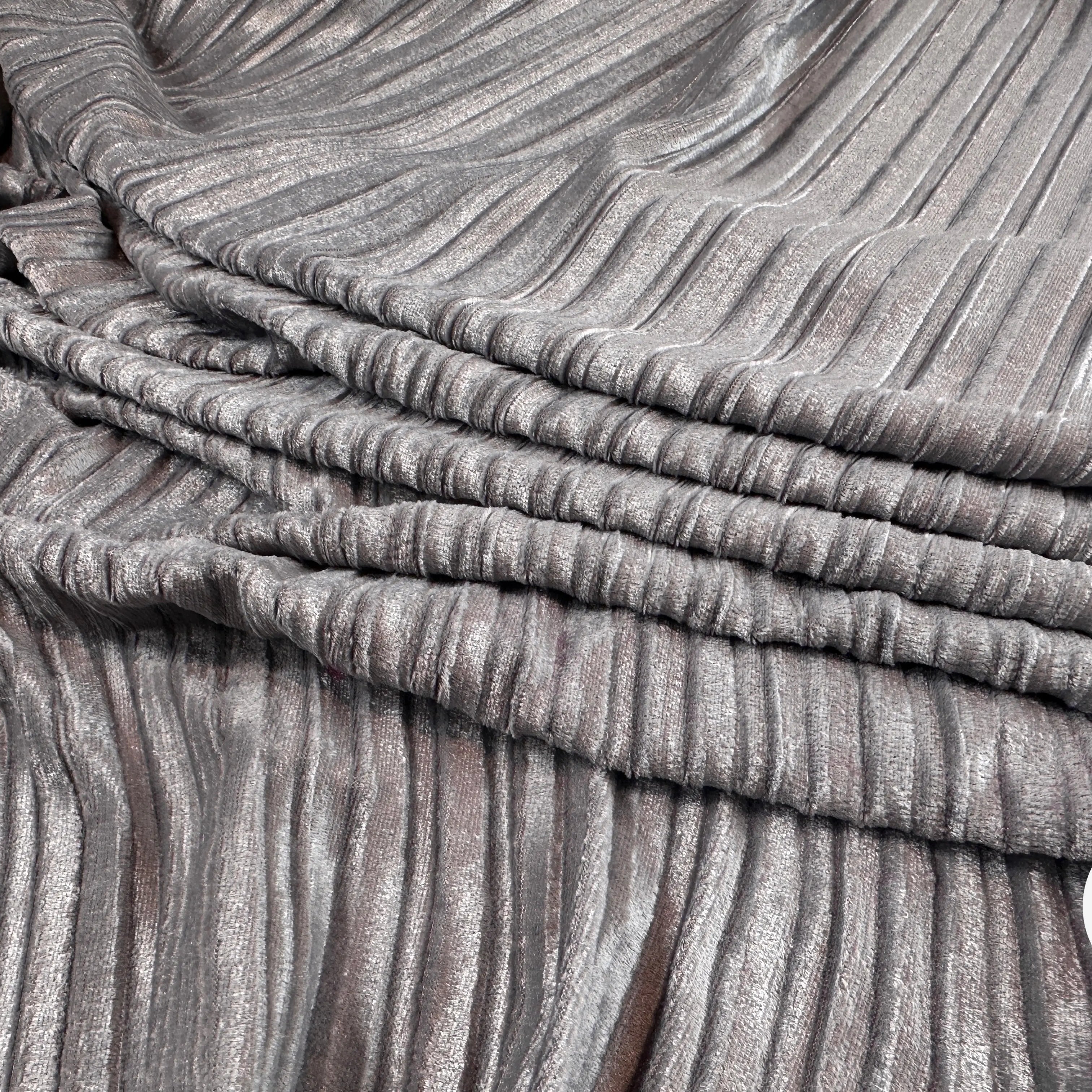 VELOURS PLISSÉ GRIS TAUPE MLC INTERN