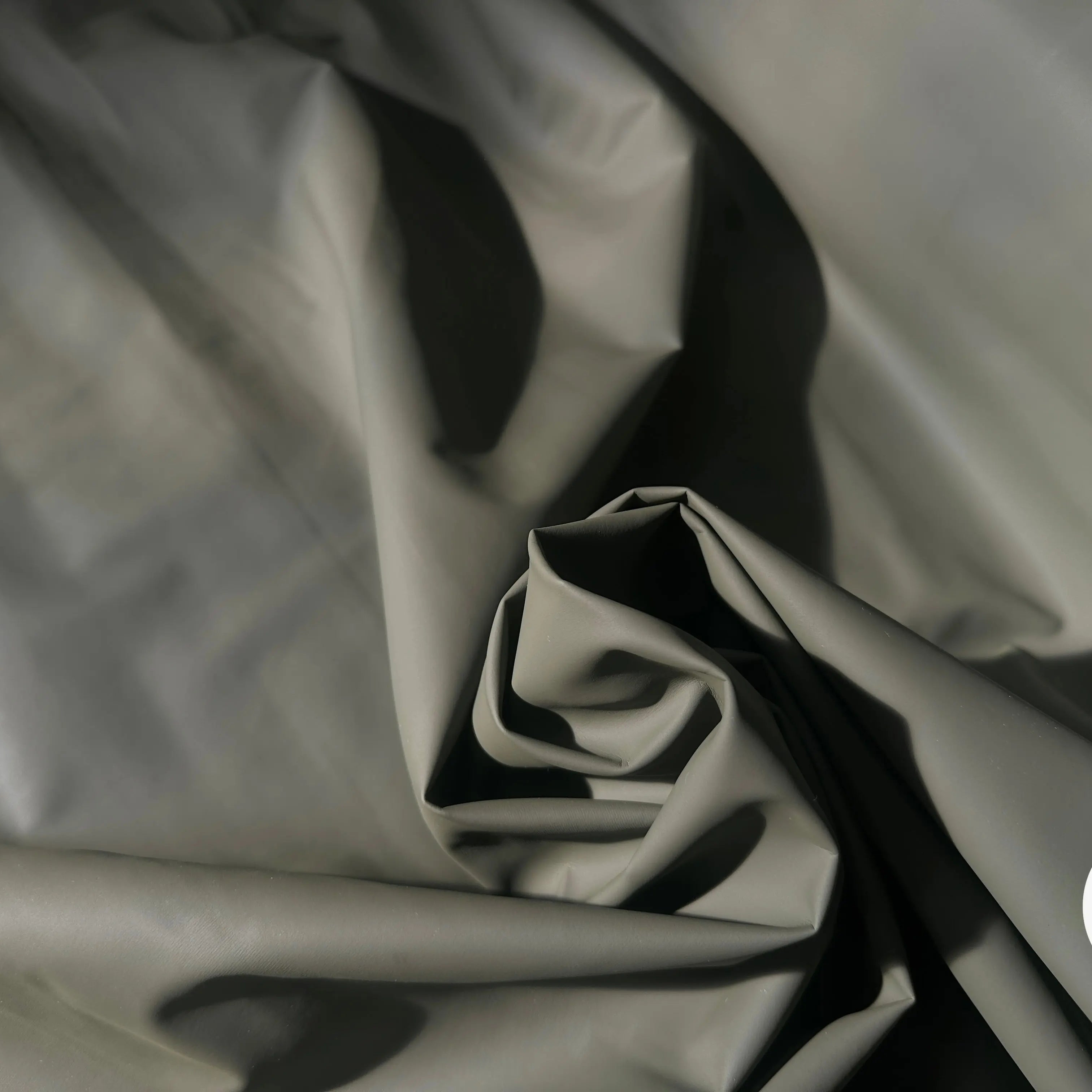 VINYLE MATE QUALITÉ COUTURE KAKI LOURD SUBLIME - My Little Coupon