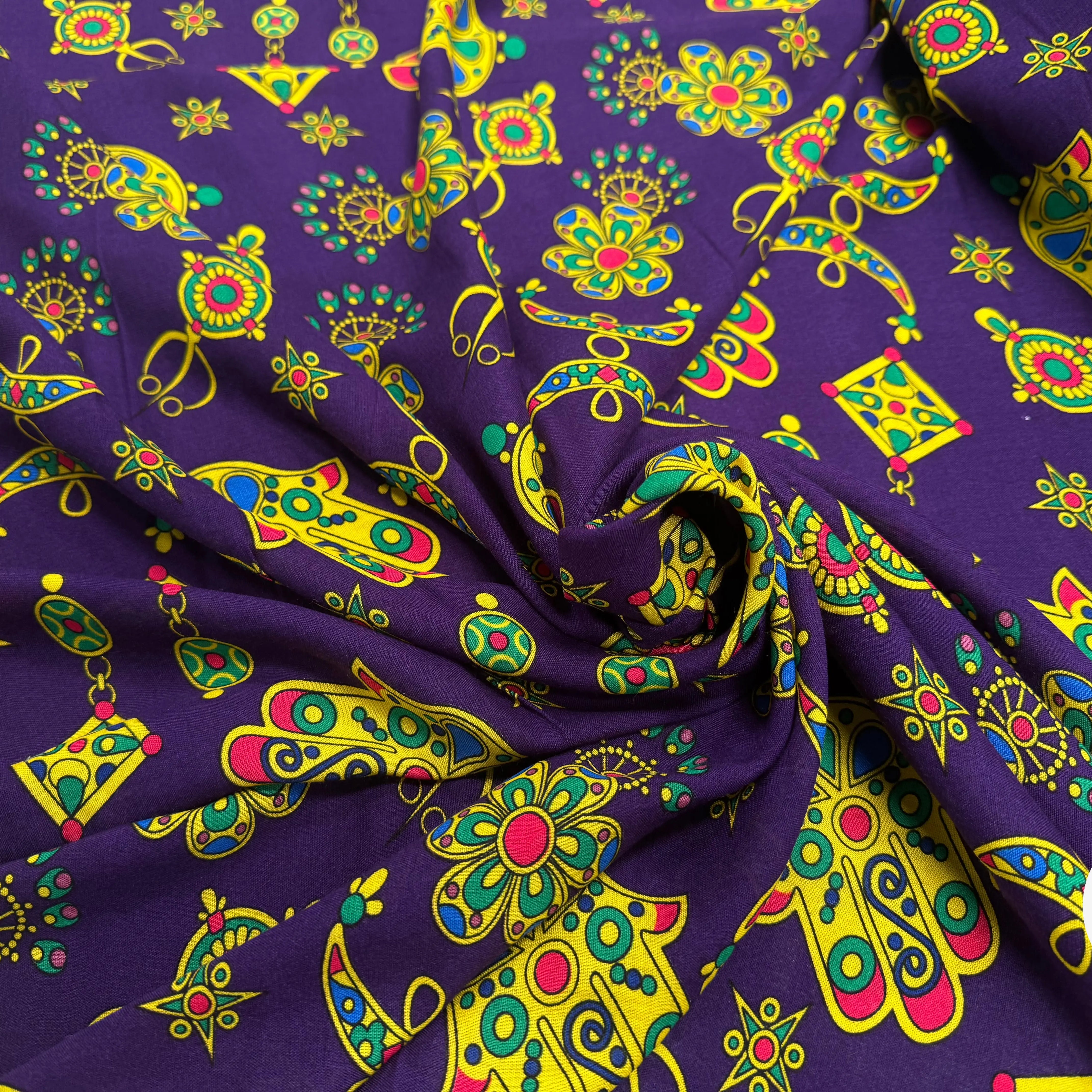 VISCOCE ARLEQUIN AVEC MOTIFS MAINS FOND VIOLET - My Little Coupon