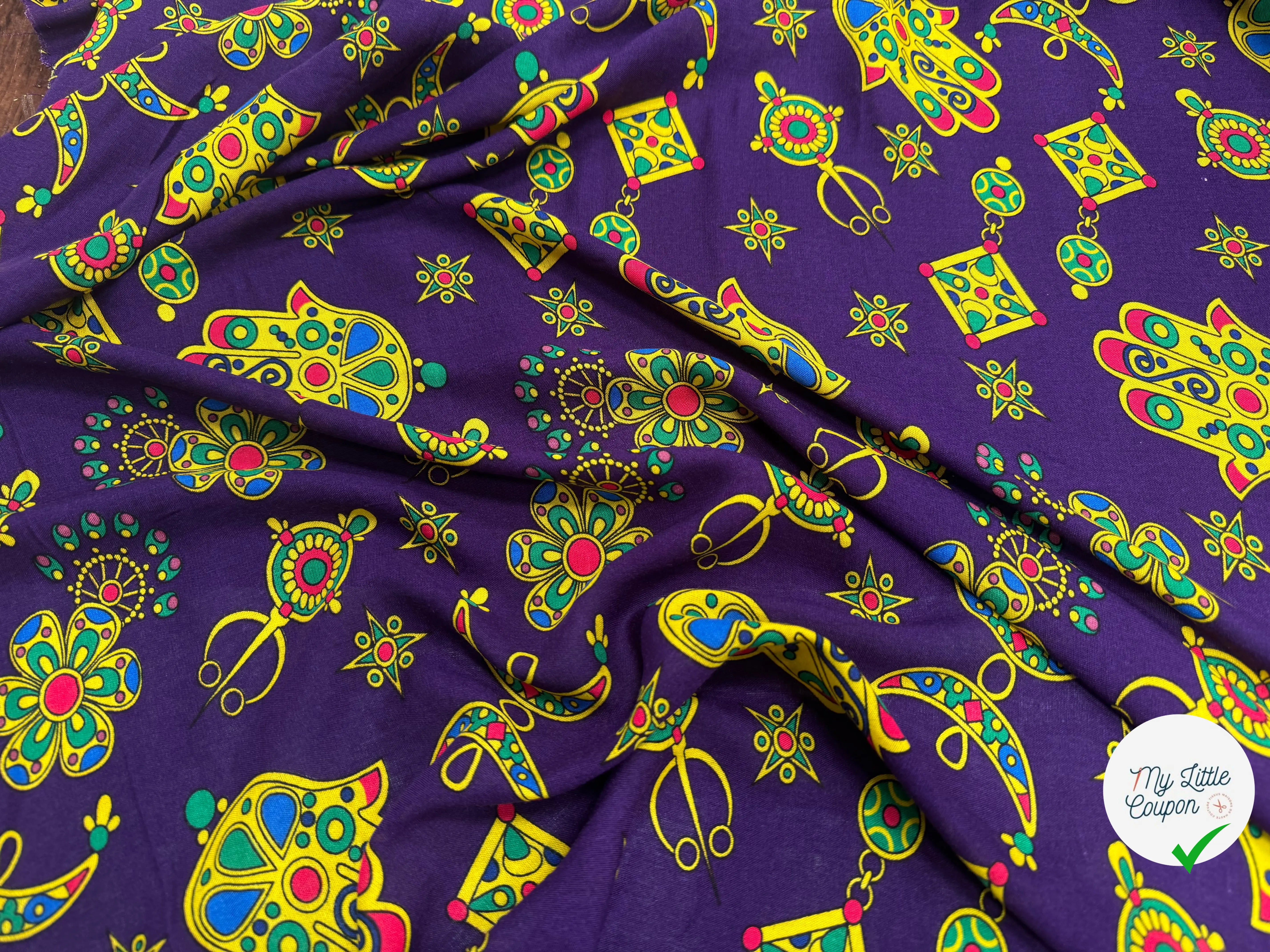 VISCOCE ARLEQUIN AVEC MOTIFS MAINS FOND VIOLET - My Little Coupon