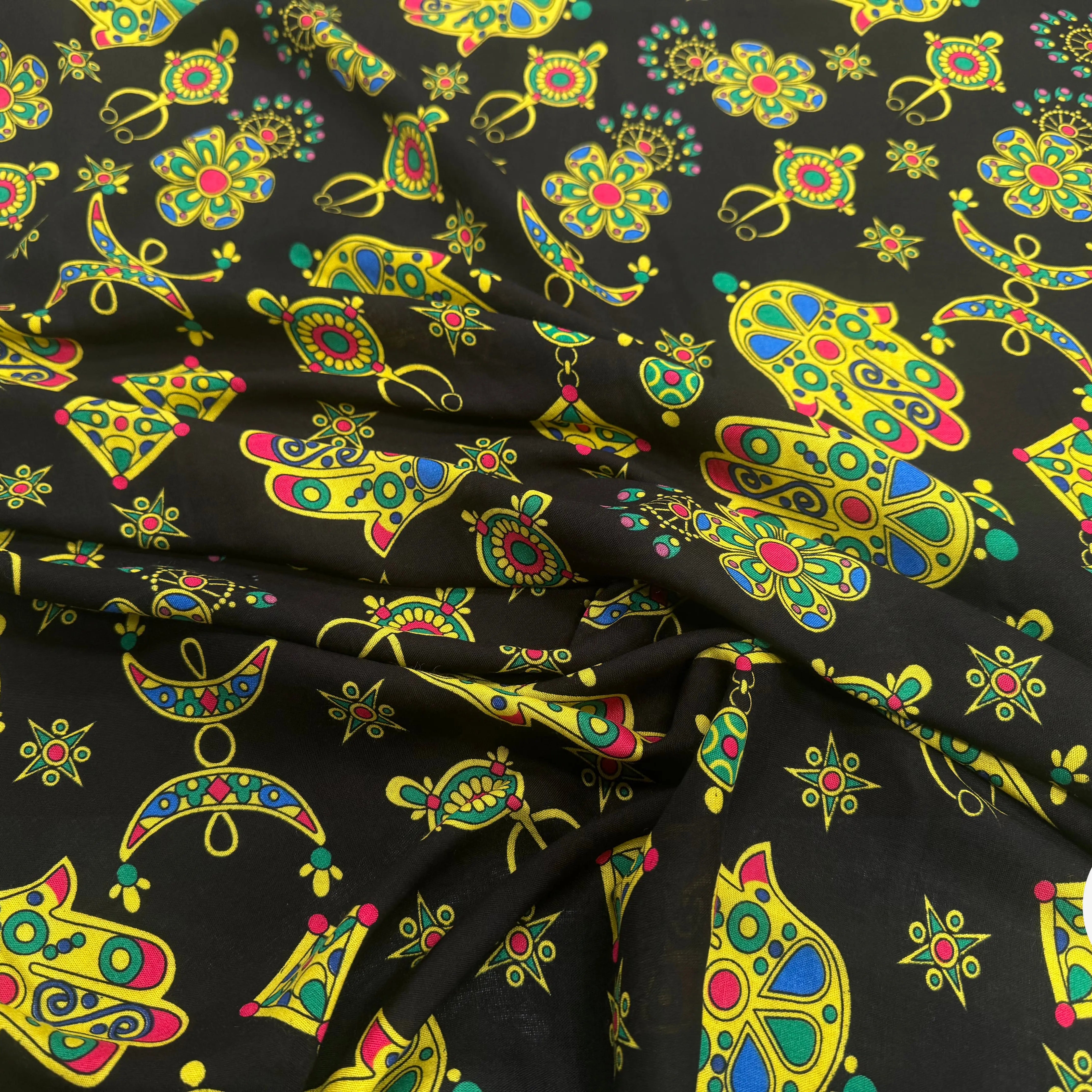 VISCOSE ARLEQUIN AVEC MOTIFS MAINS FOND NOIR - My Little Coupon