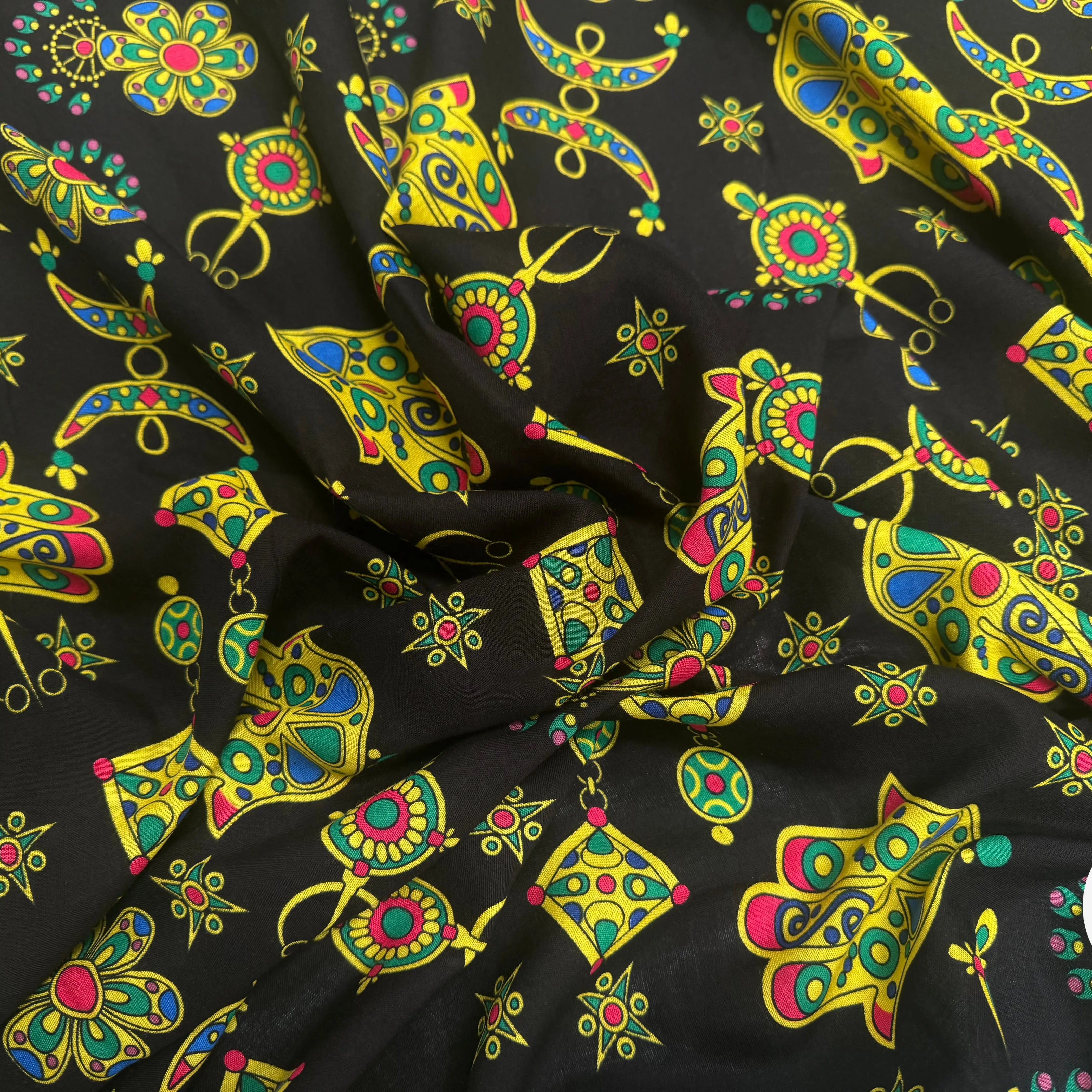 VISCOSE ARLEQUIN AVEC MOTIFS MAINS FOND NOIR - My Little Coupon