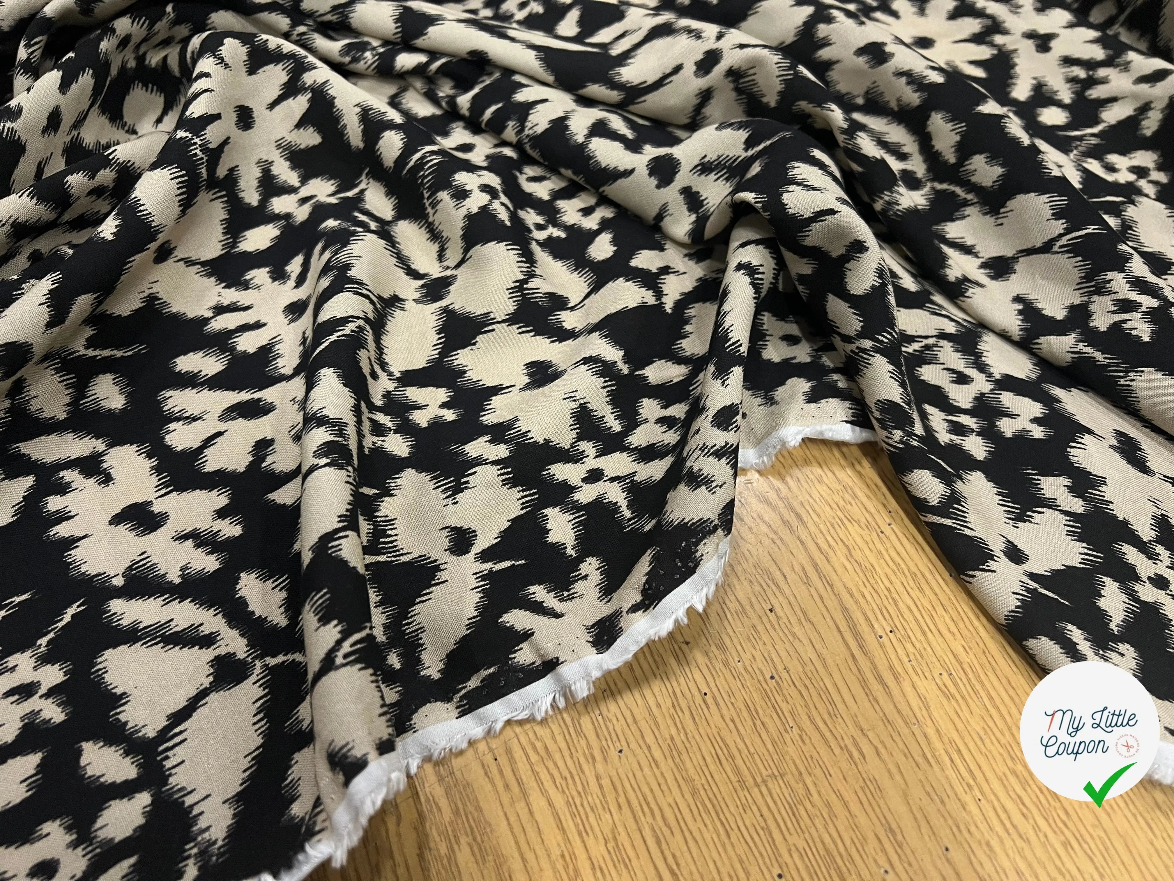 VISCOSE COROLLE NOIR ET BLANC - My Little Coupon