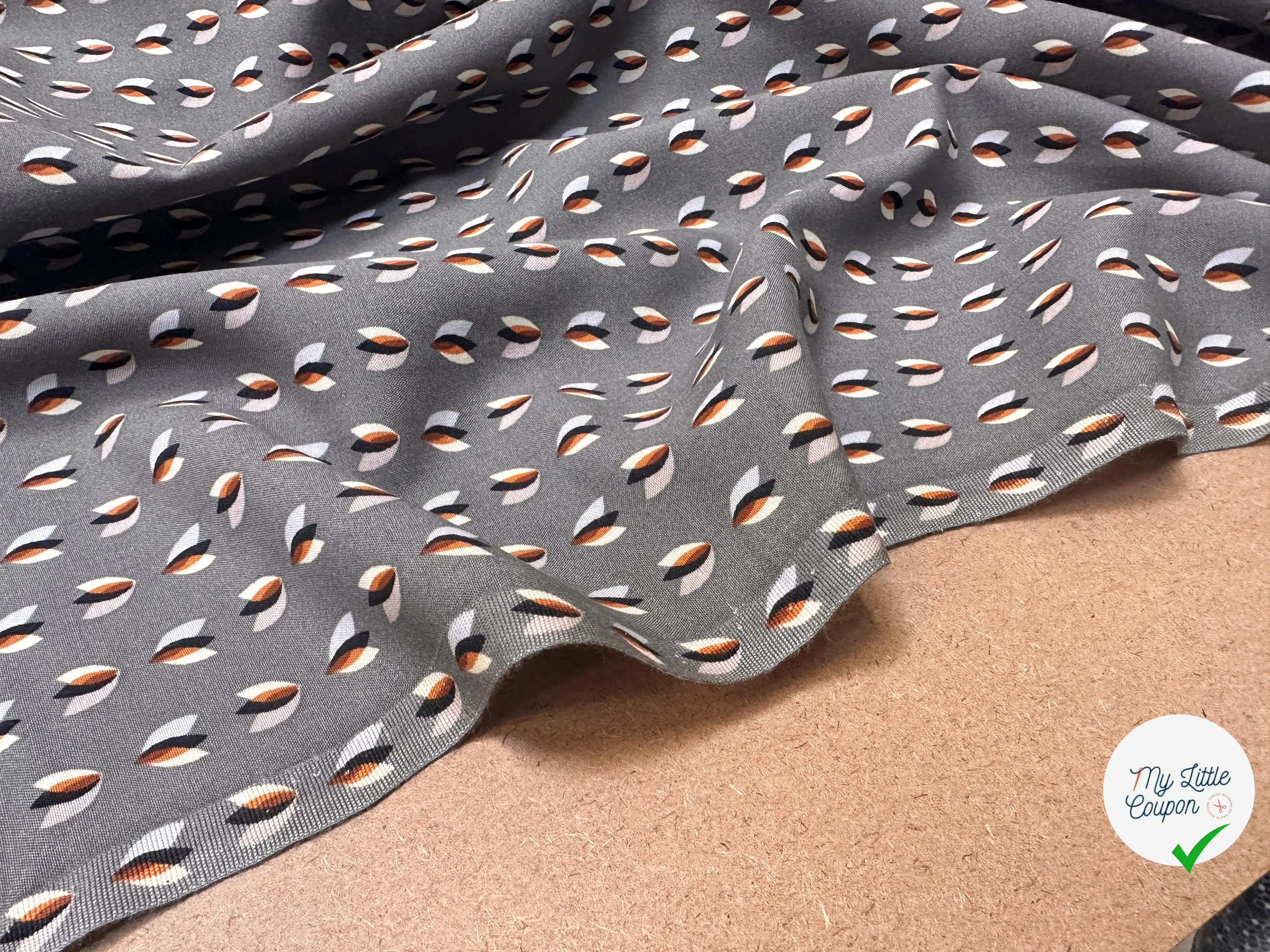 VISCOSE EIWE CHARBON / M.FAUVES 2B Y15X 150 - My Little Coupon