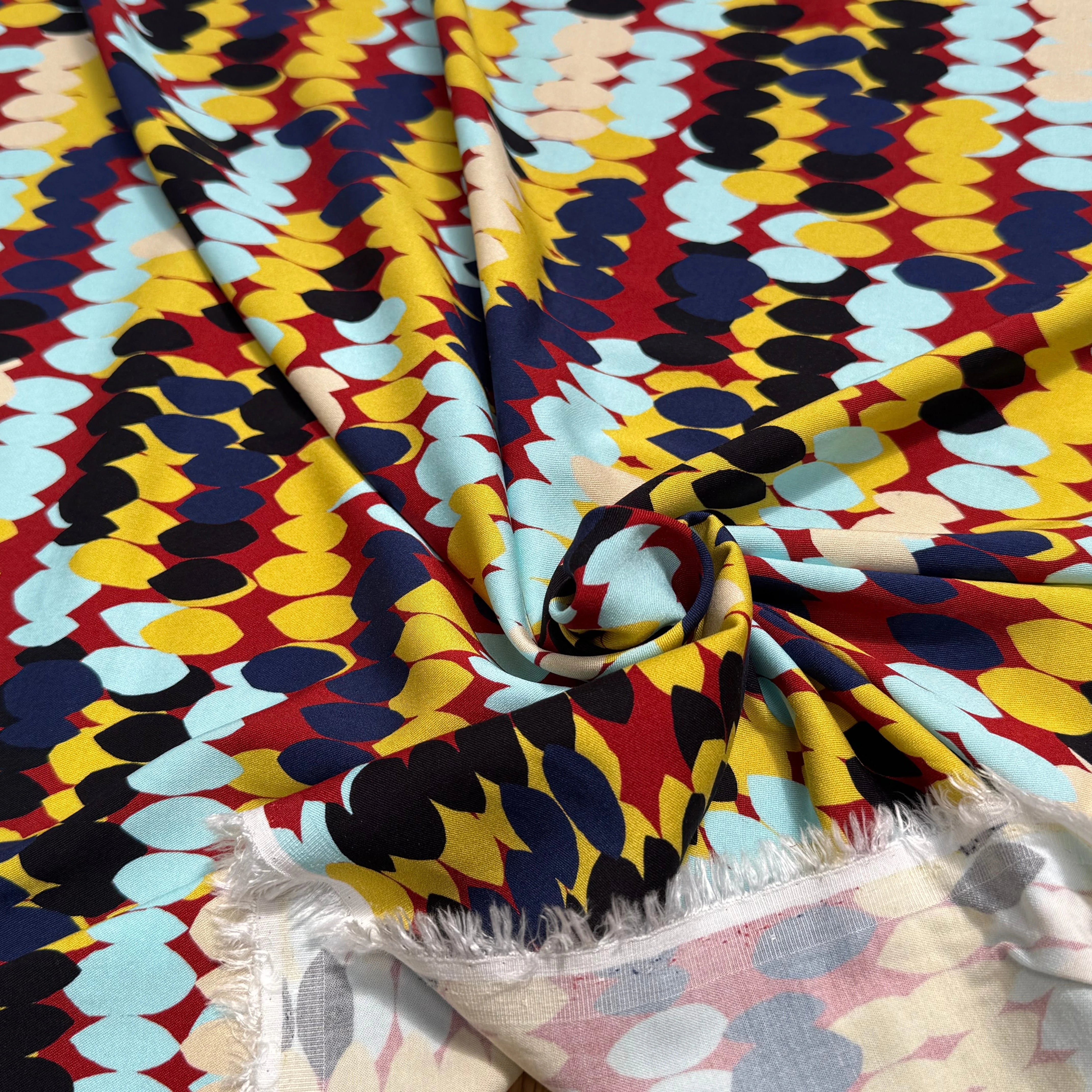 VISCOSE ÉLASTHANNE IMPRIMÉ ANIS PUNGI TOPO ENRANG ANIS - My Little Coupon