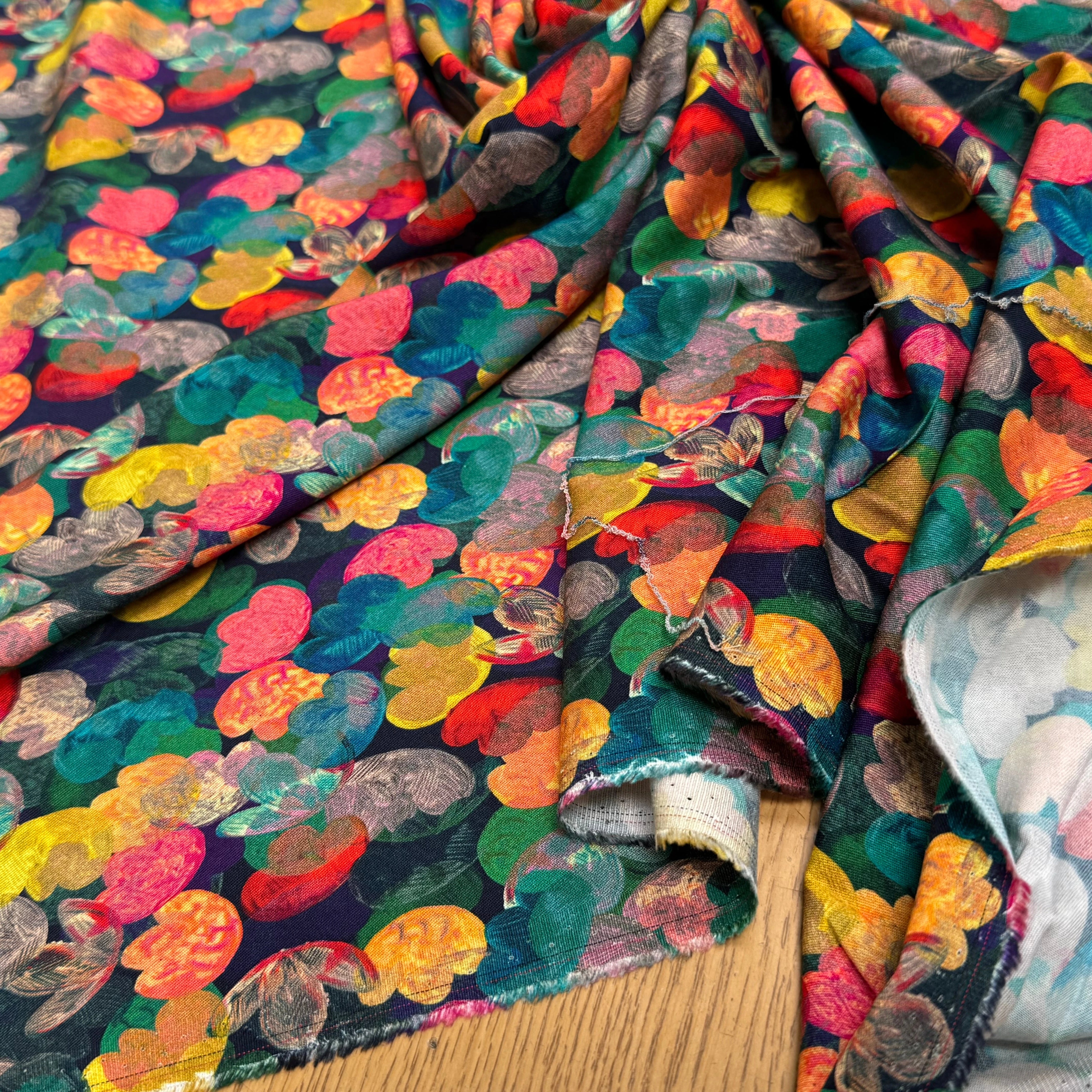 VISCOSE ÉLASTHANNE IMPRIMÉ BERLINGOT PUNGI TOPO BERLINGOT - My Little Coupon