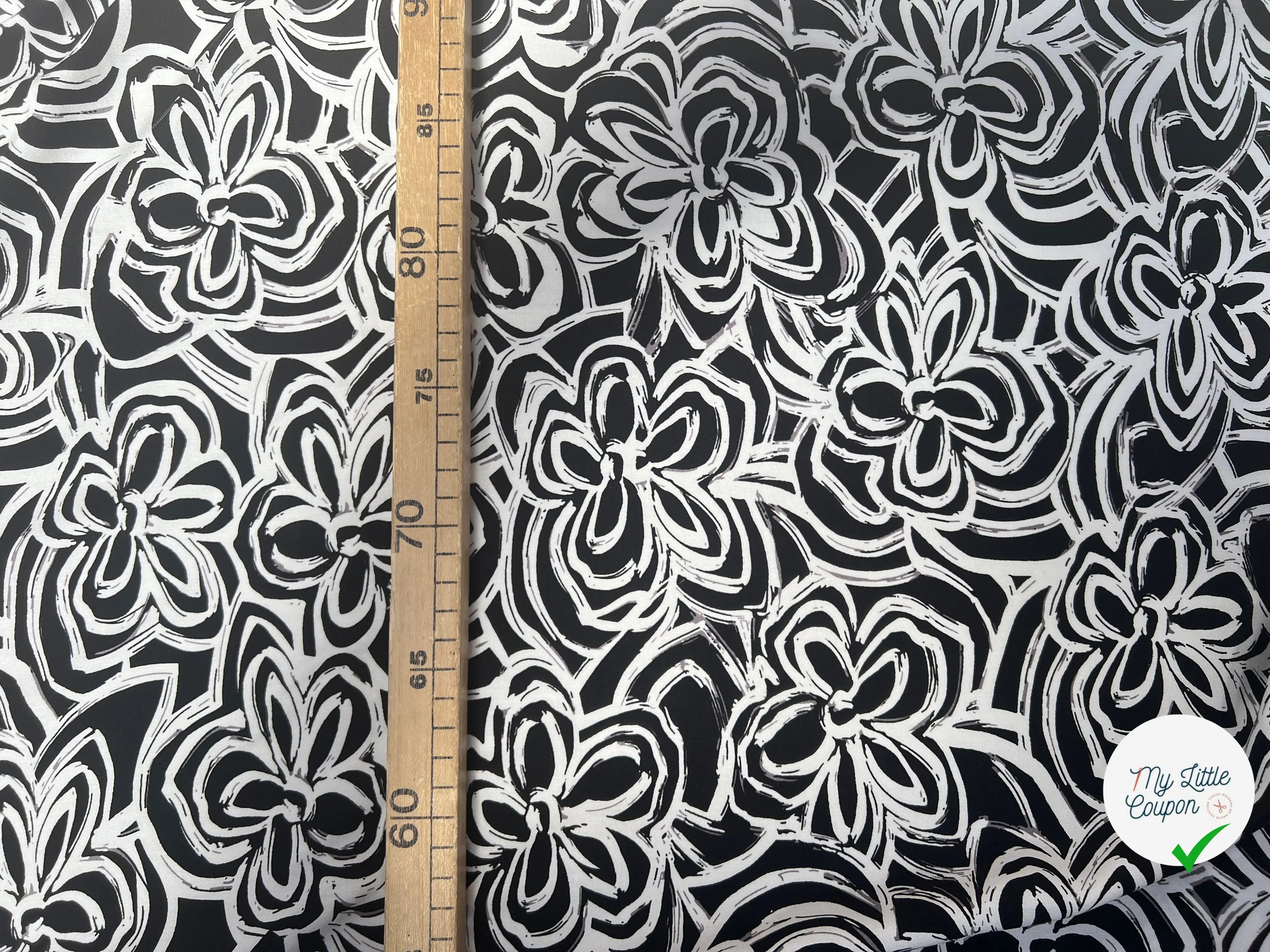 VISCOSE FLEURS NOIR ET BLANC - My Little Coupon