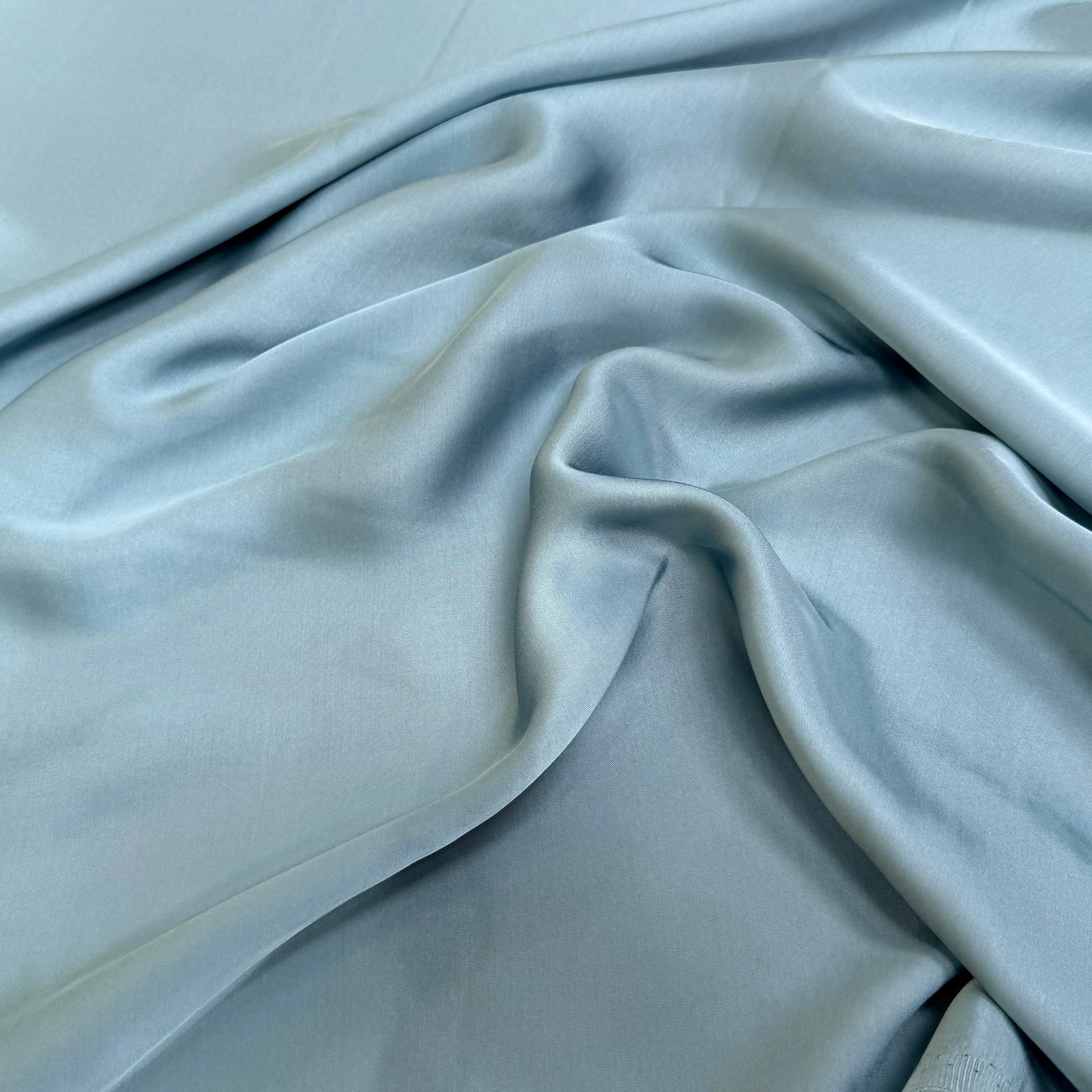 VISCOSE FLUIDE ENVERS SATIN BLEU GRIS - My Little Coupon
