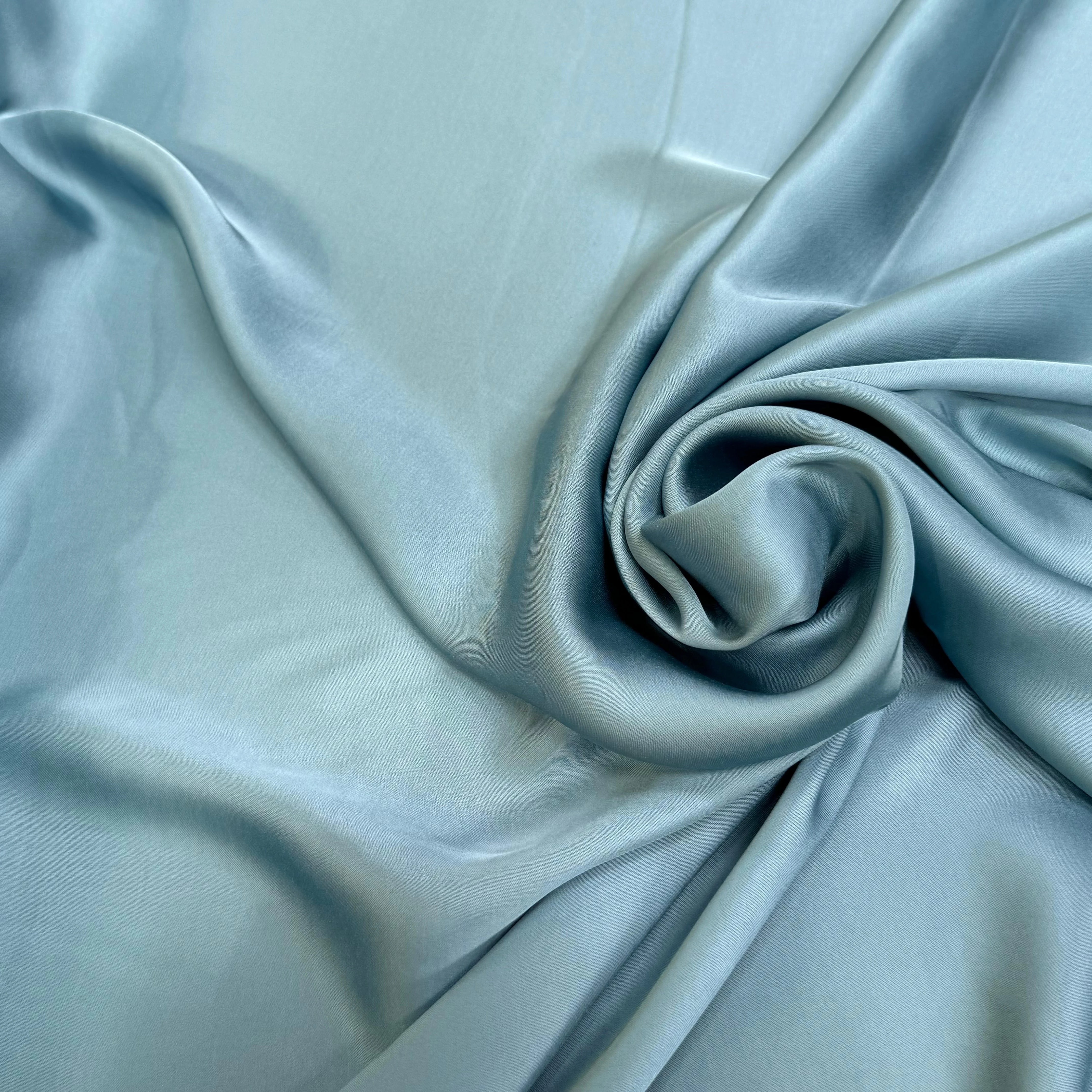 VISCOSE FLUIDE ENVERS SATIN BLEU GRIS - My Little Coupon