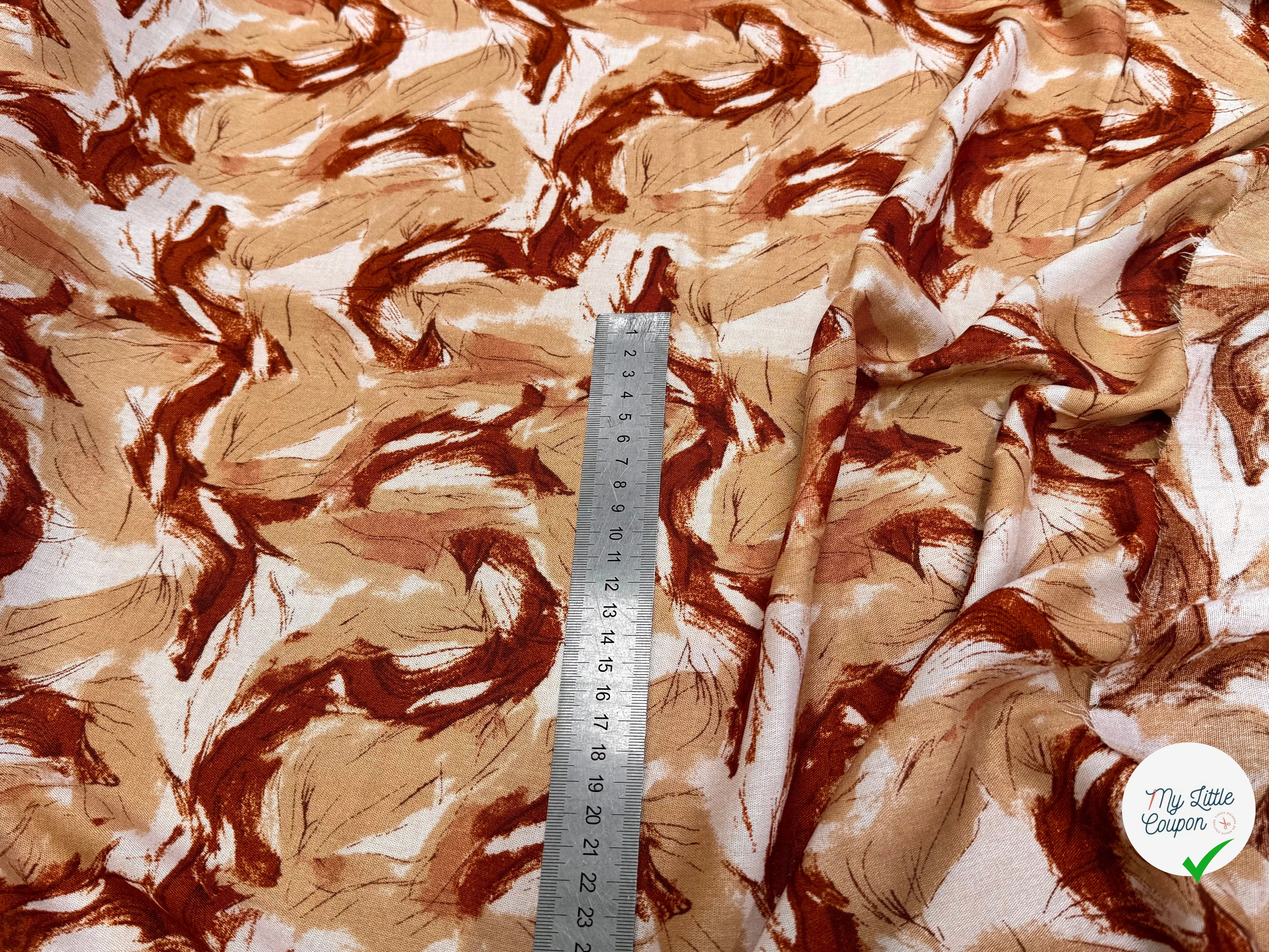 VISCOSE FLUIDE FOND BEIGE IMPRIMÉE TOURBILLON BEIGE ET CHOCO - My Little Coupon