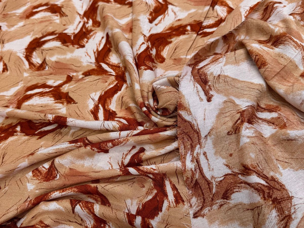 VISCOSE FLUIDE FOND BEIGE IMPRIMÉE TOURBILLON BEIGE ET CHOCO - My Little Coupon