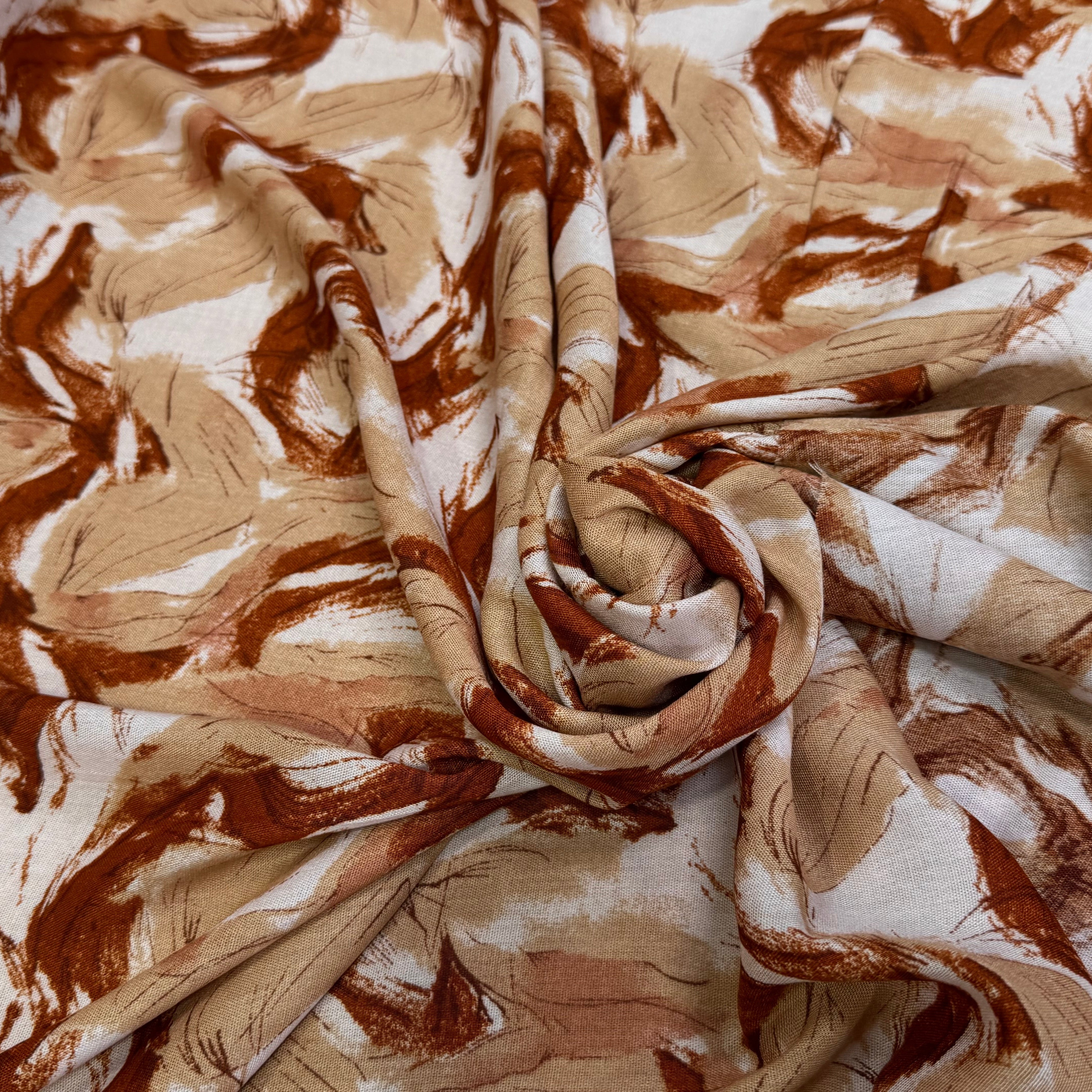 VISCOSE FLUIDE FOND BEIGE IMPRIMÉE TOURBILLON BEIGE ET CHOCO - My Little Coupon