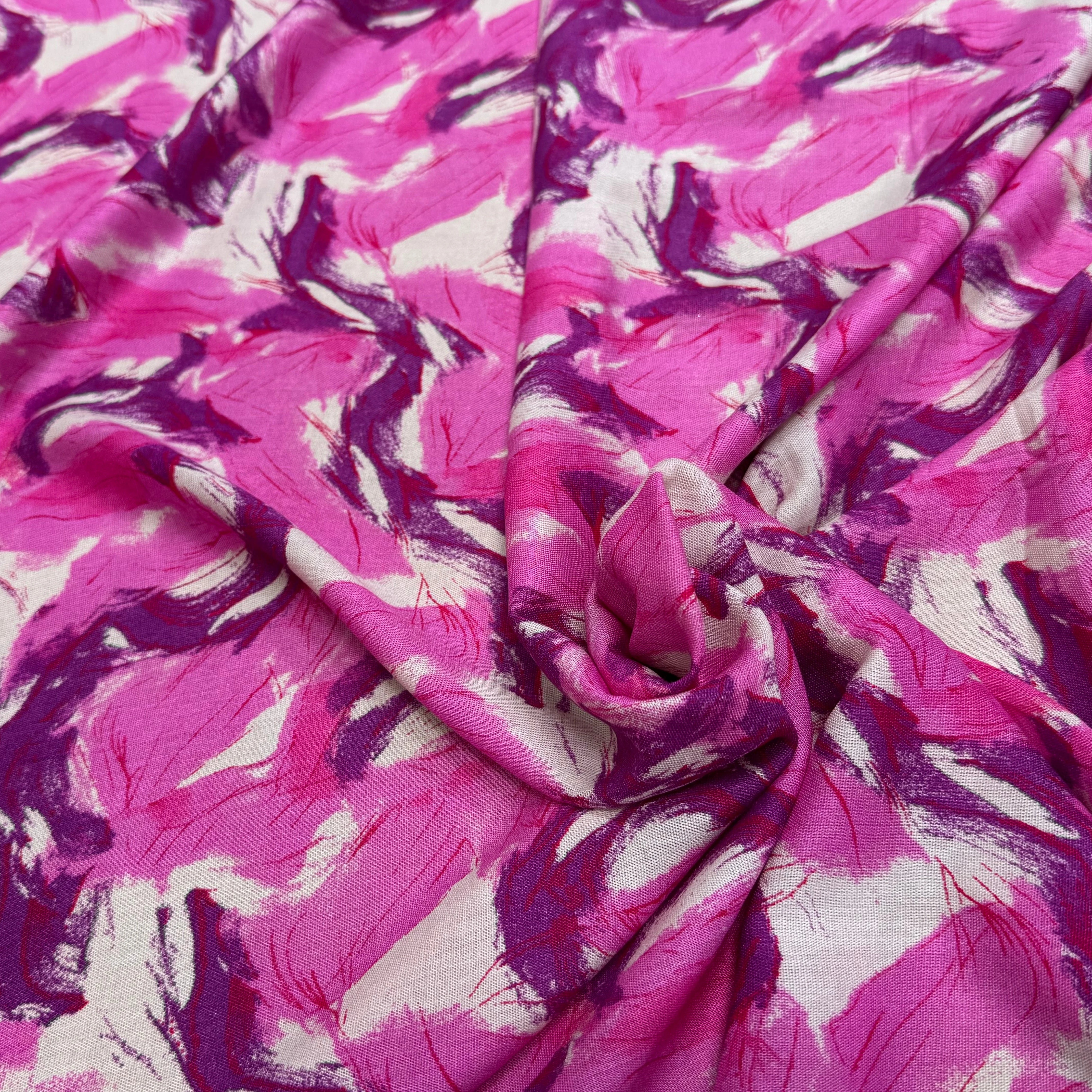 VISCOSE FLUIDE FOND BEIGE IMPRIMÉE TOURBILLON ROSE VIOLET - My Little Coupon