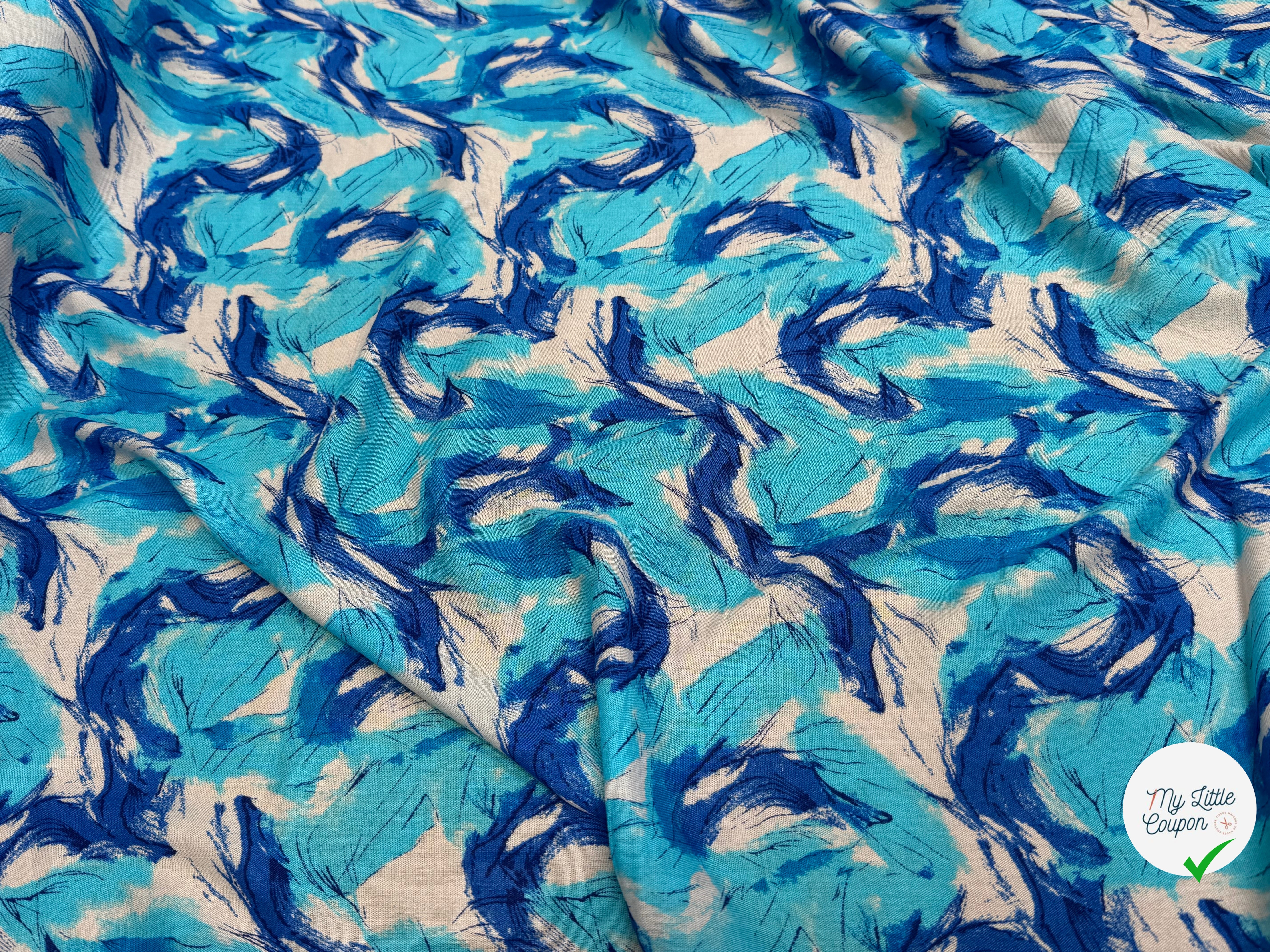 VISCOSE FLUIDE FOND BLANC IMPRIMÉE TOURBILLON ROI TURQUOISE - My Little Coupon