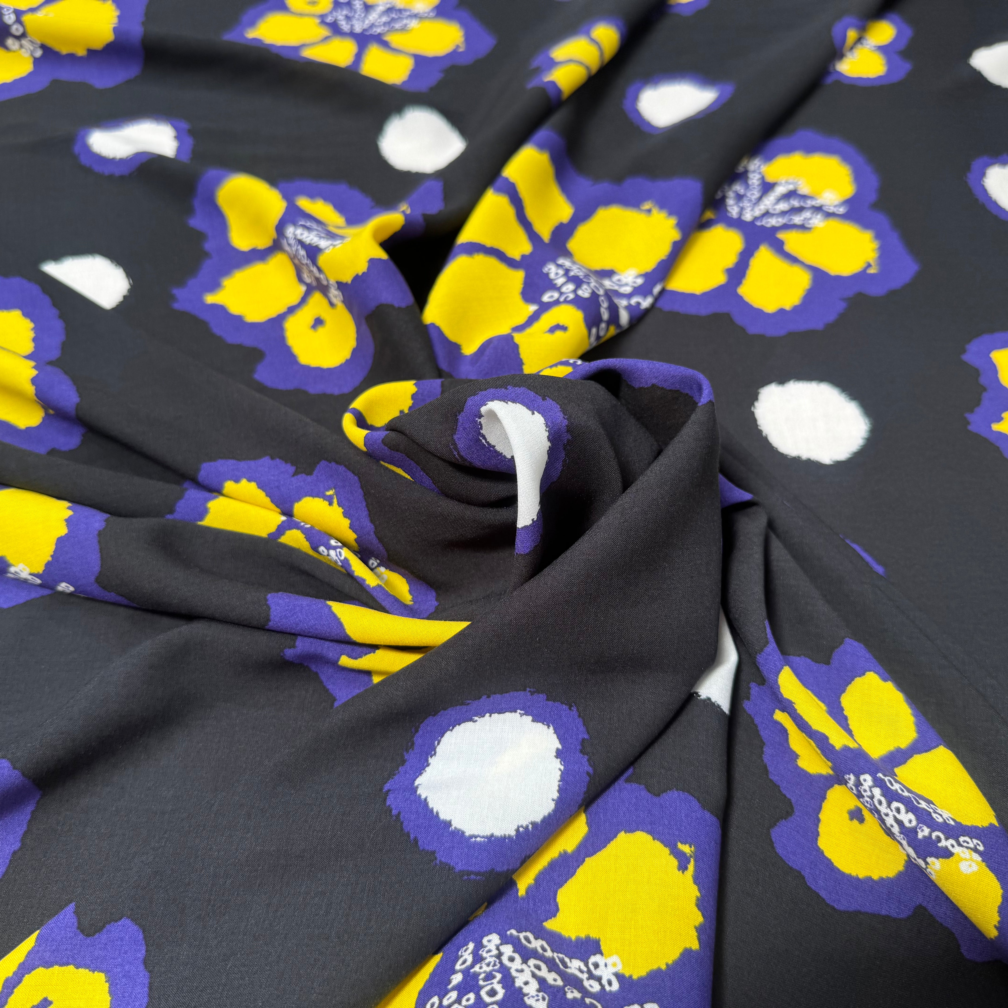 VISCOSE FOND NOIR FLEURS VIOLET - My Little Coupon