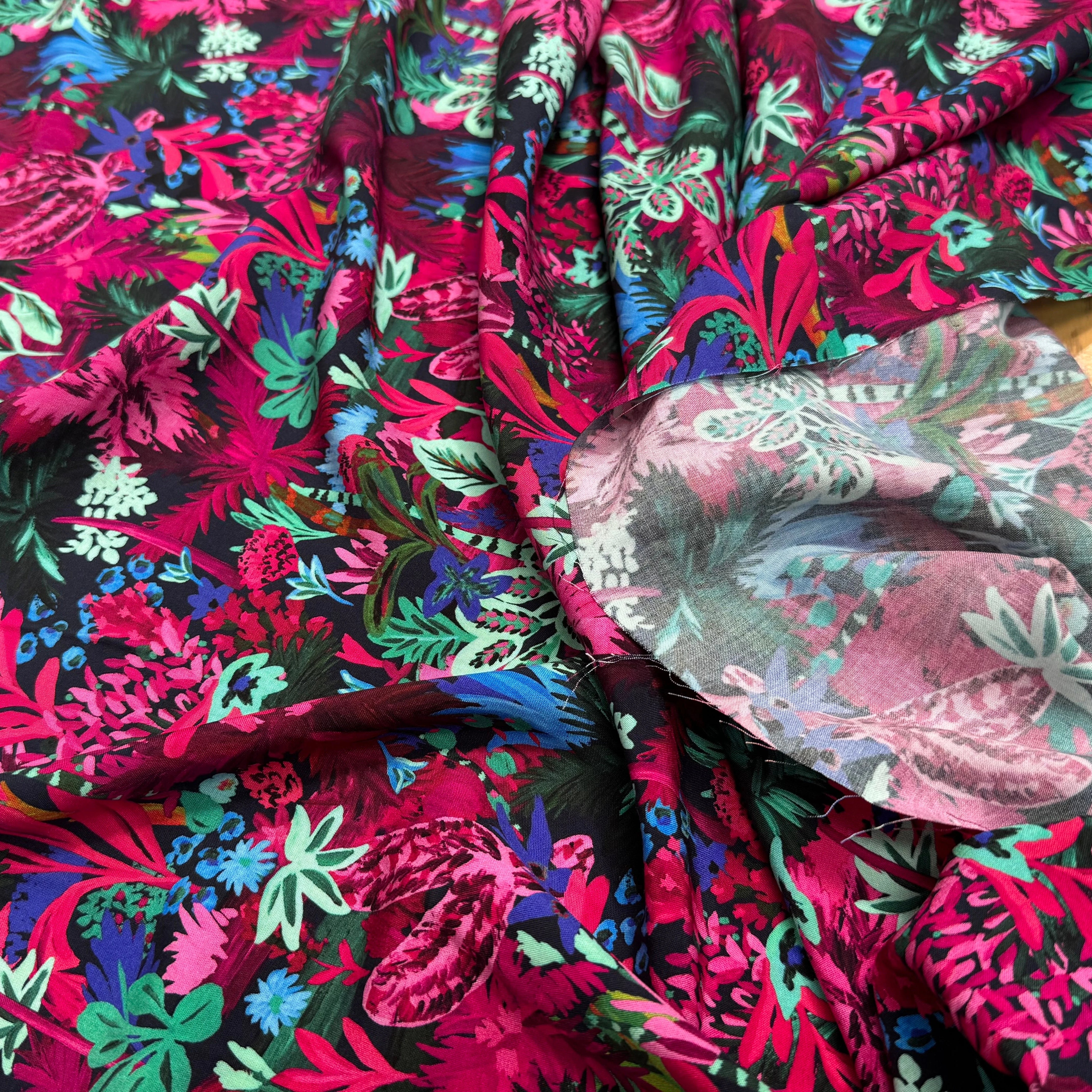 VISCOSE IMPRIMÉ FLUORESCENT MULTICOLORE CARMEN FLUORESCENT - My Little Coupon