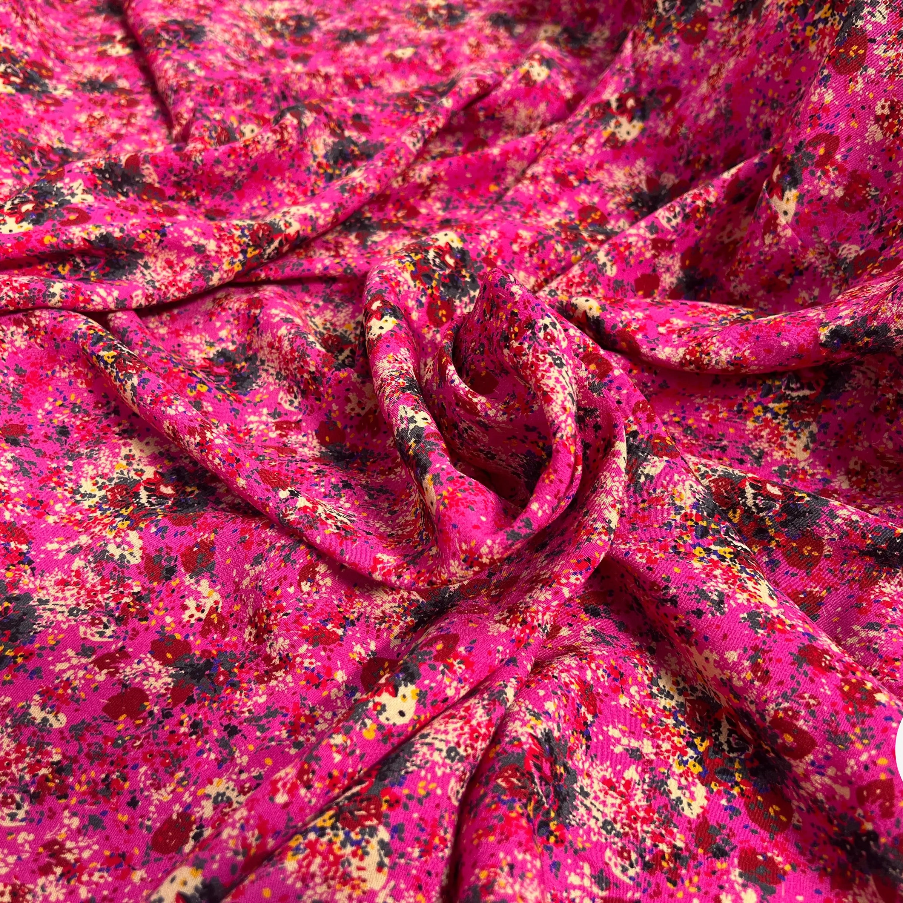 VISCOSE IMPRIMÉ FOND ROSE MOTIFS BOUQUET DE FLEURS - My Little Coupon