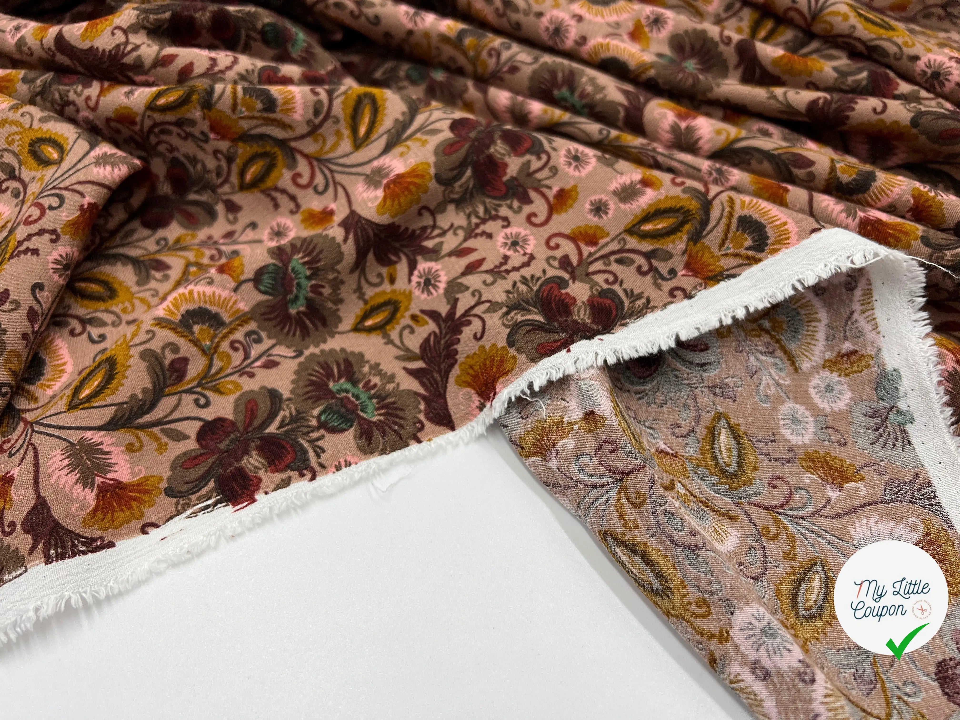 VISCOSE IMPRIMÉE FLORALIE DE VIEUX ROSE - My Little Coupon - tissu - coudre