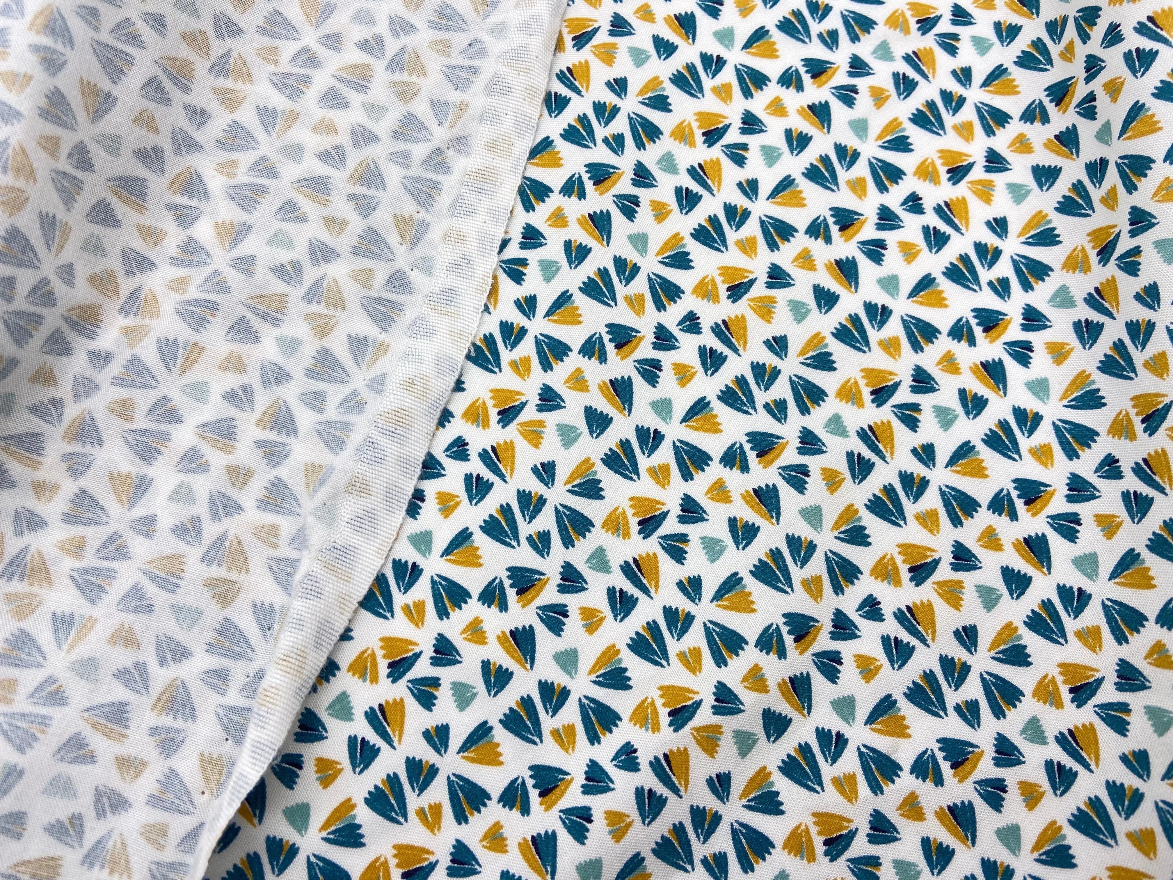 VISCOSE IMPRIMÉE MULTITUDE D'ENVENTAILS COLORÉS - My Little Coupon - tissu - coudre