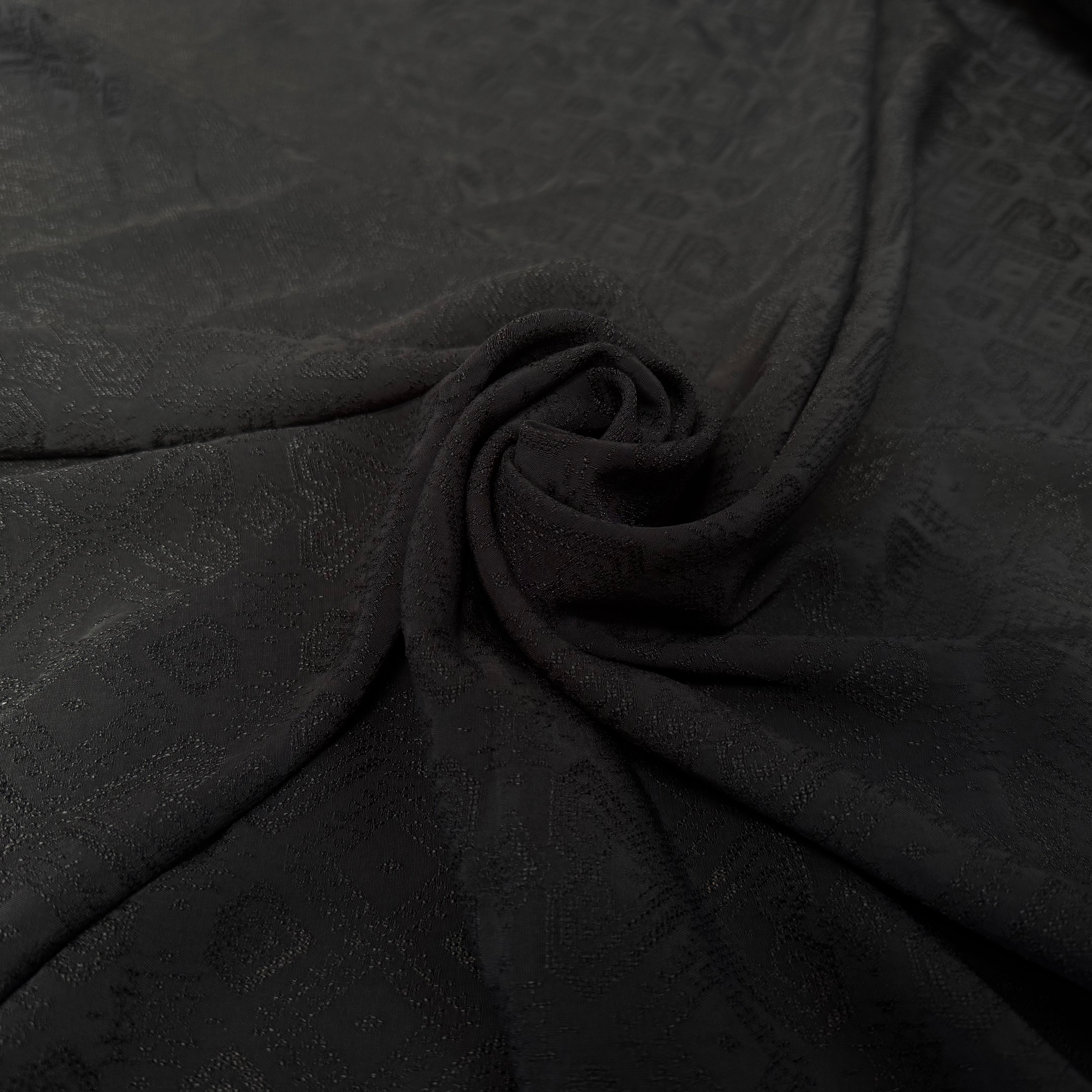 VISCOSE JACQUARD NOIR MOTIFS TONS SUR TONS BRILLANTS - My Little Coupon