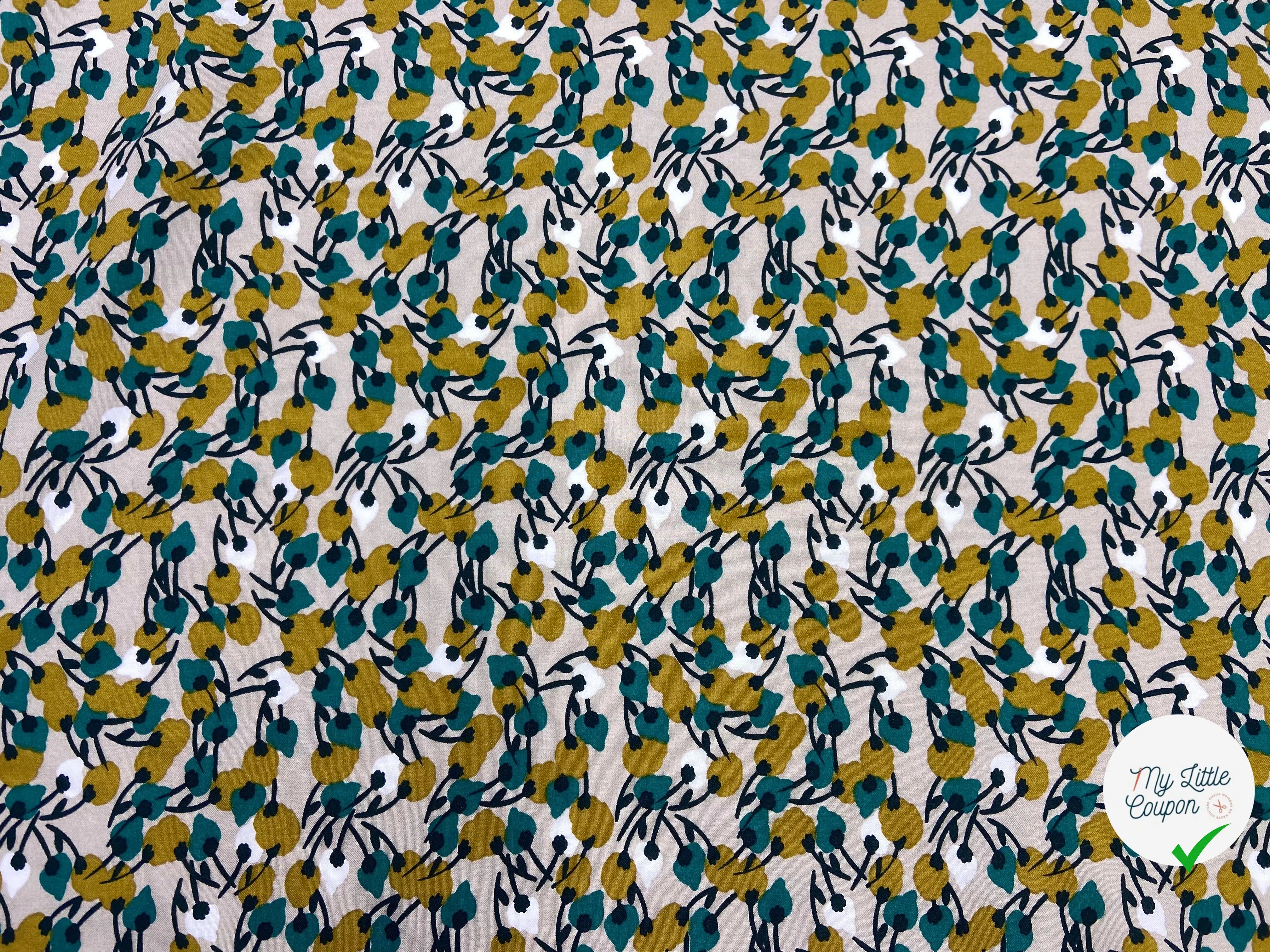 VISCOSE JOLIES FLEURS ÉMERAUDES FOND BEIGE - My Little Coupon - tissu - coudre