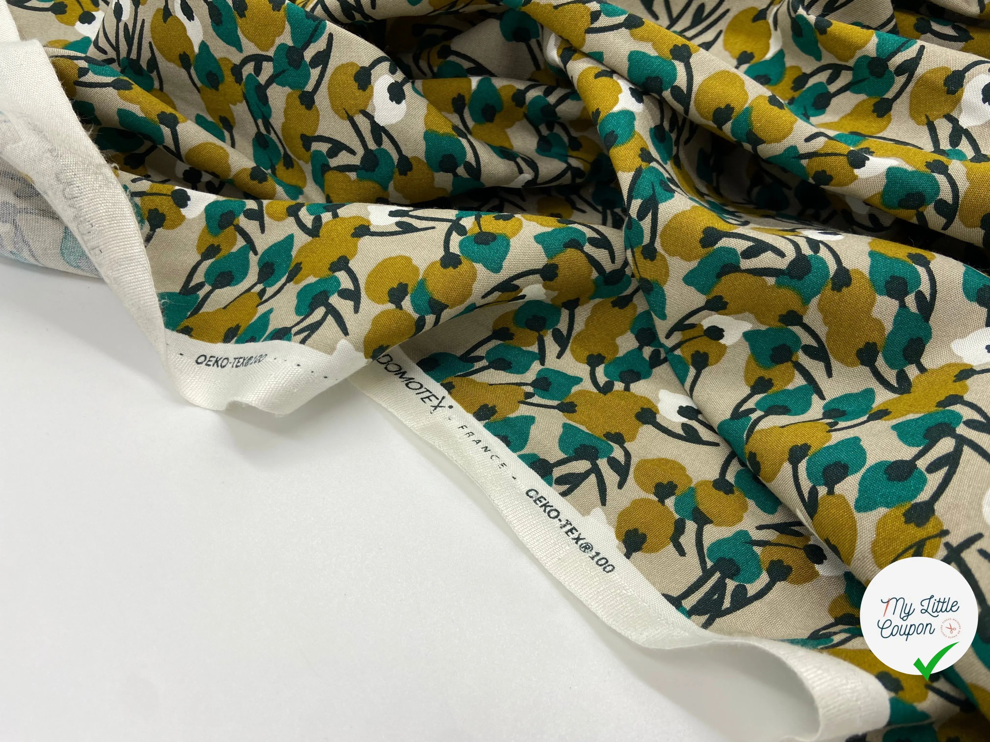 VISCOSE JOLIES FLEURS ÉMERAUDES FOND BEIGE - My Little Coupon - tissu - coudre