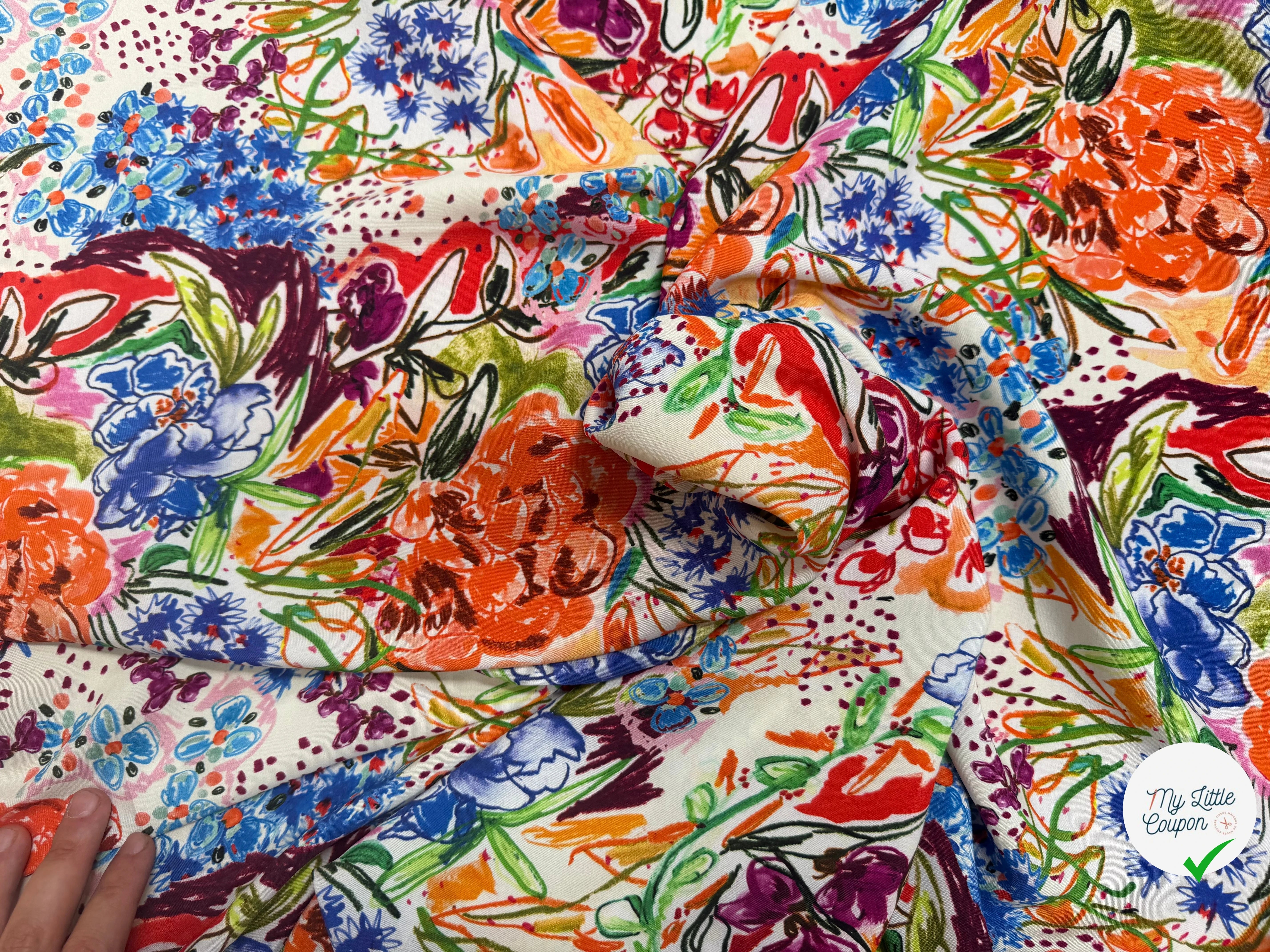 VISCOSE LÉGÈREMENT CREPÉE IMPRIMÉ FLORAL MULTICOLORE FANTASY GARDEN - My Little Coupon