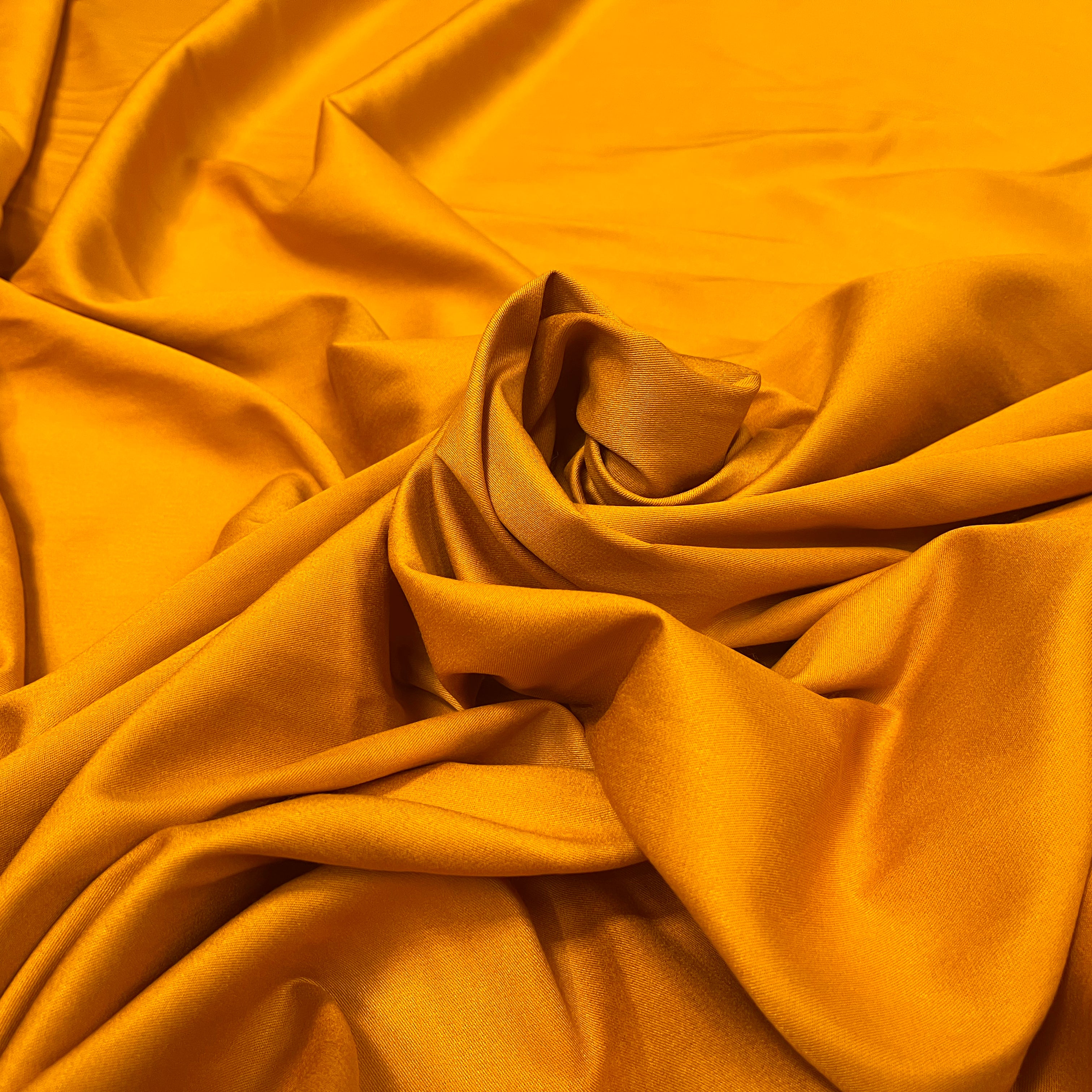 VISCOSE LOURDE SERGEE SCHINTZEE LÉGÈREMENT BRILLANTE - My Little Coupon