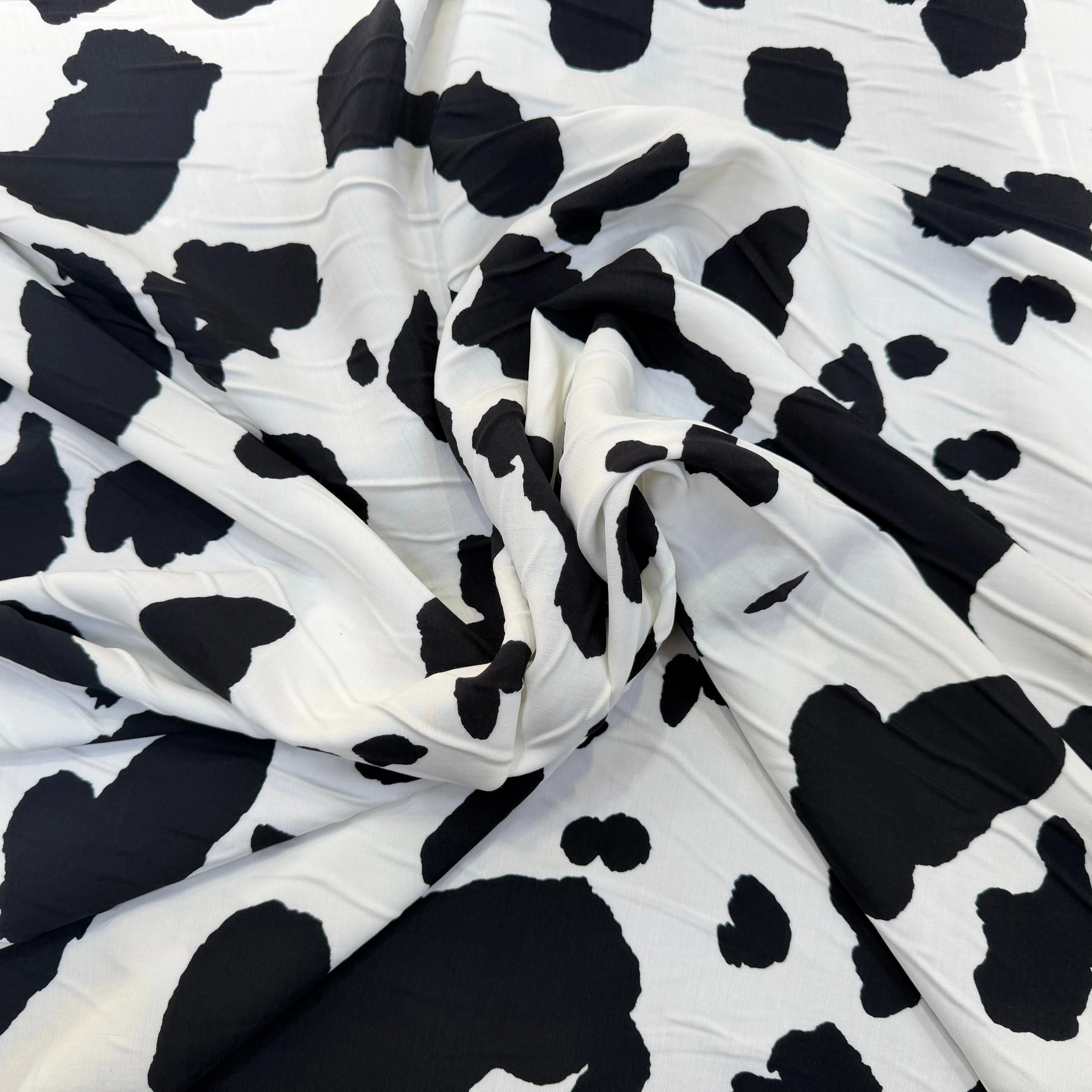 VISCOSE MOTIF ANIMALIER BLANC ET NOIR - My Little Coupon