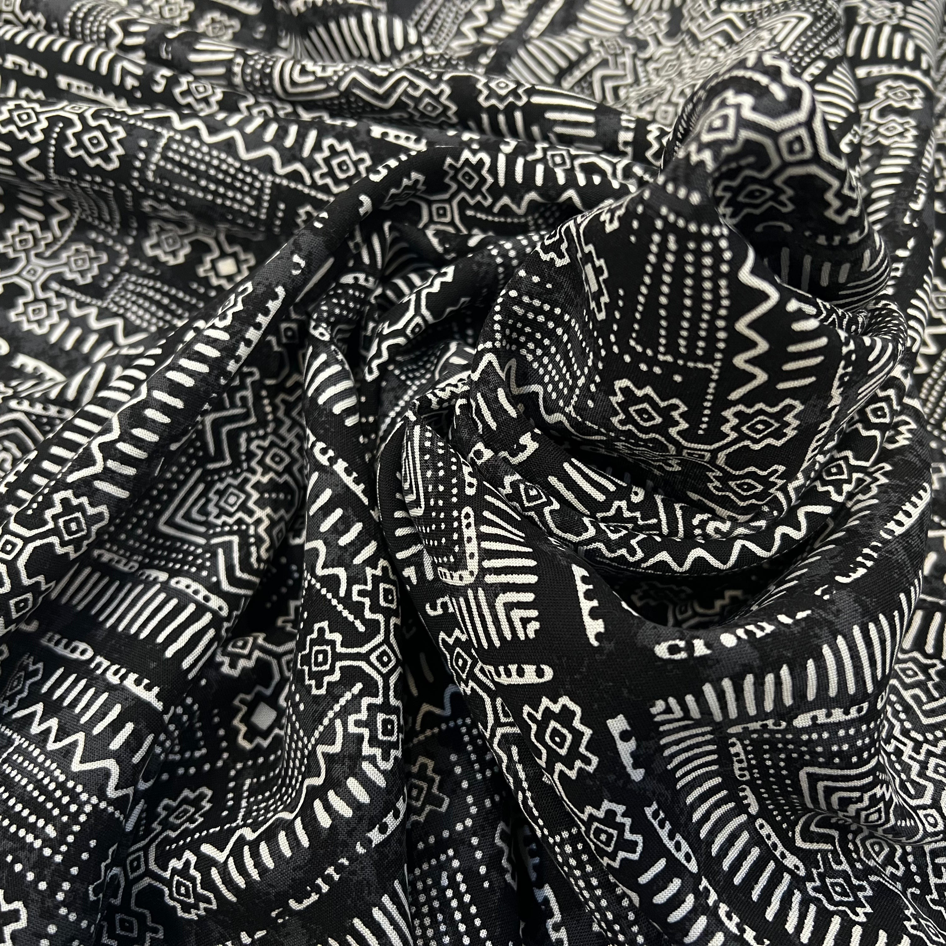 VISCOSE MOTIF GEOMETRIQUE MSO