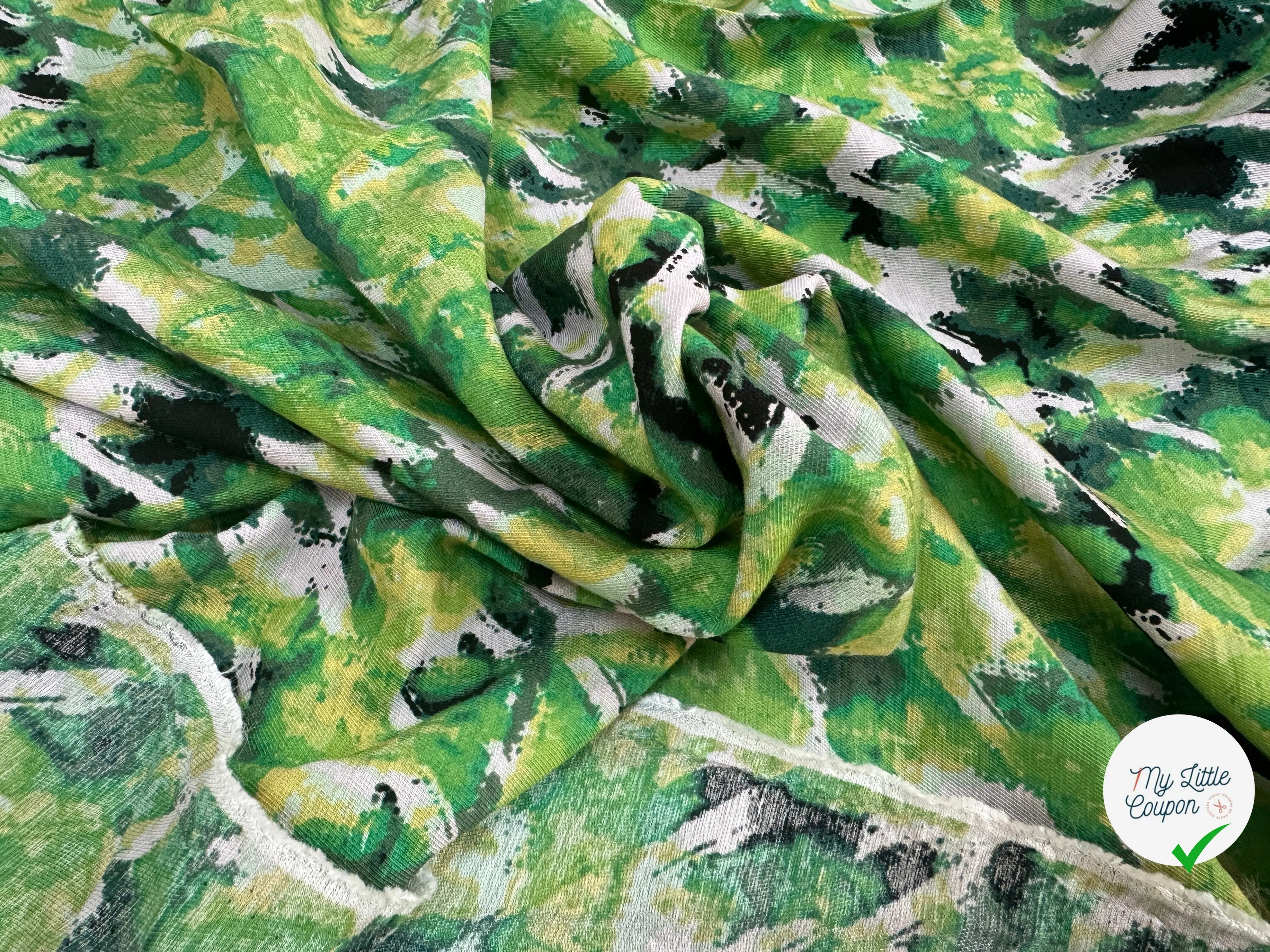 VISCOSE NYLON TWILL TISSU IMPRIMÉ ABSTRAIT VERT - My Little Coupon