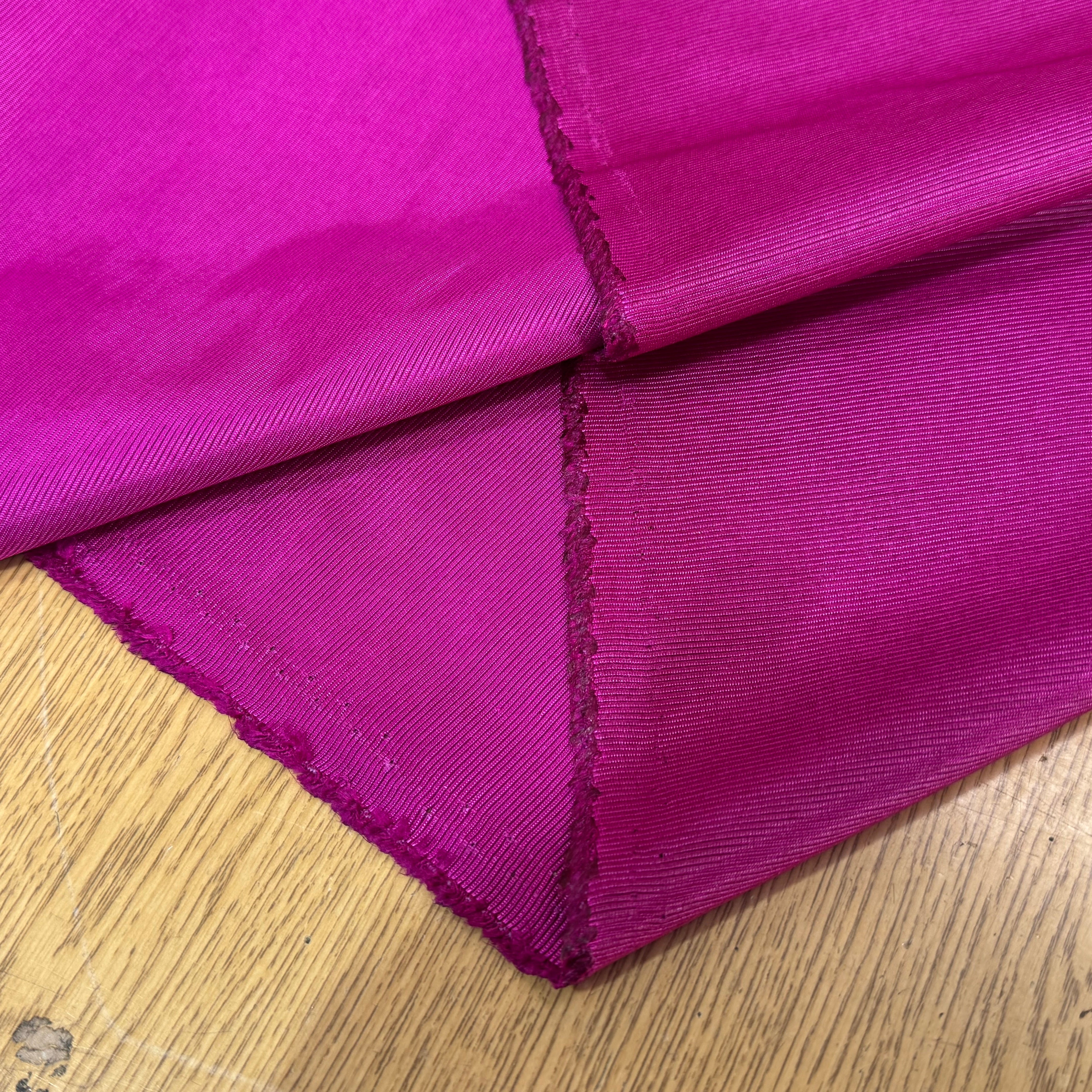 VISCOSE OTTOMAN TRAITEMENT TÉFLON ROSE FUSHIA - My Little Coupon