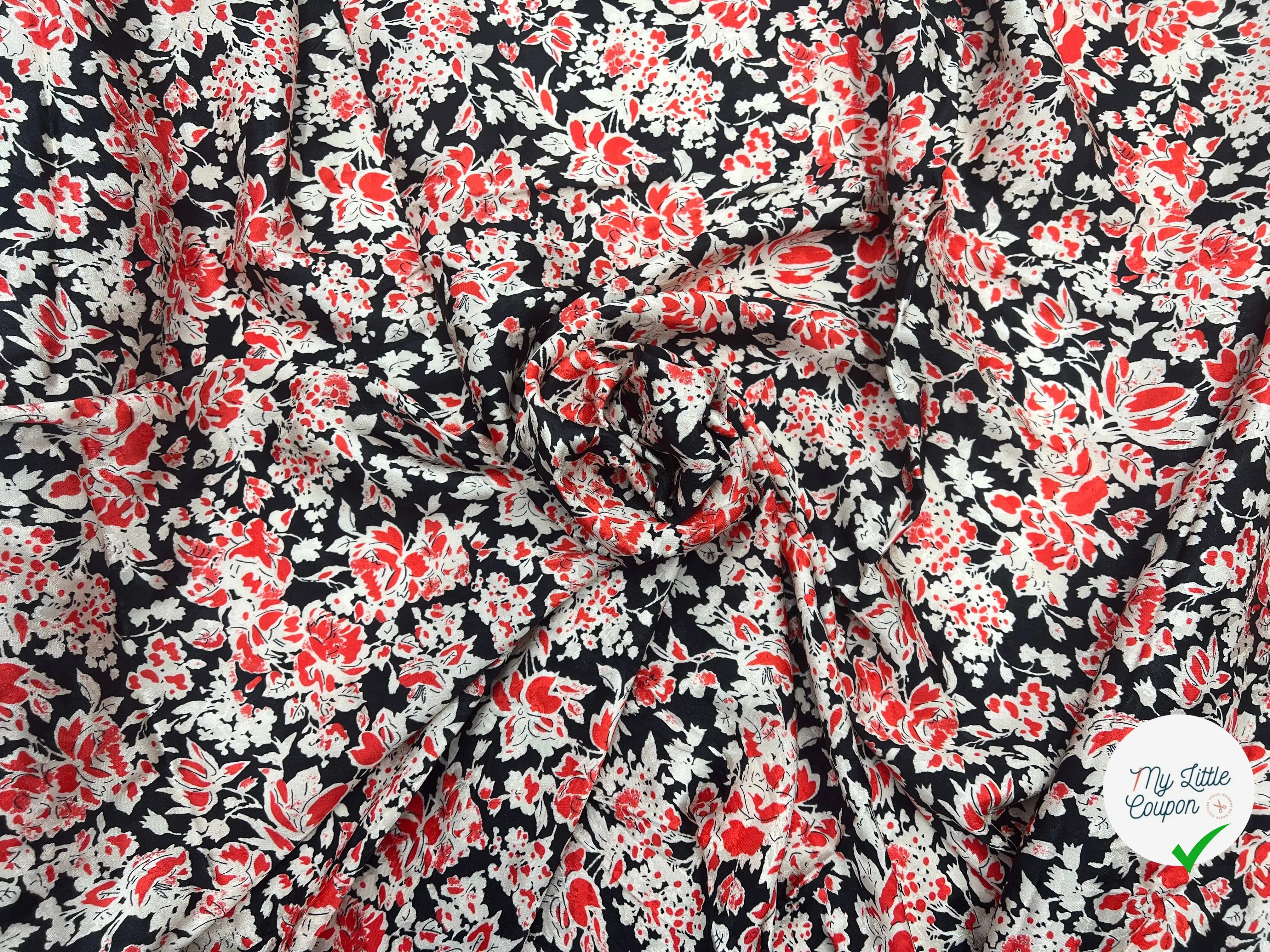 VISCOSE PARADIS DE FLEURS JAPONISANT FOND NOIR- coupon de tissu de 1 mètre 70 (dernier coupon 🚨) - My Little Coupon - tissu - coudre