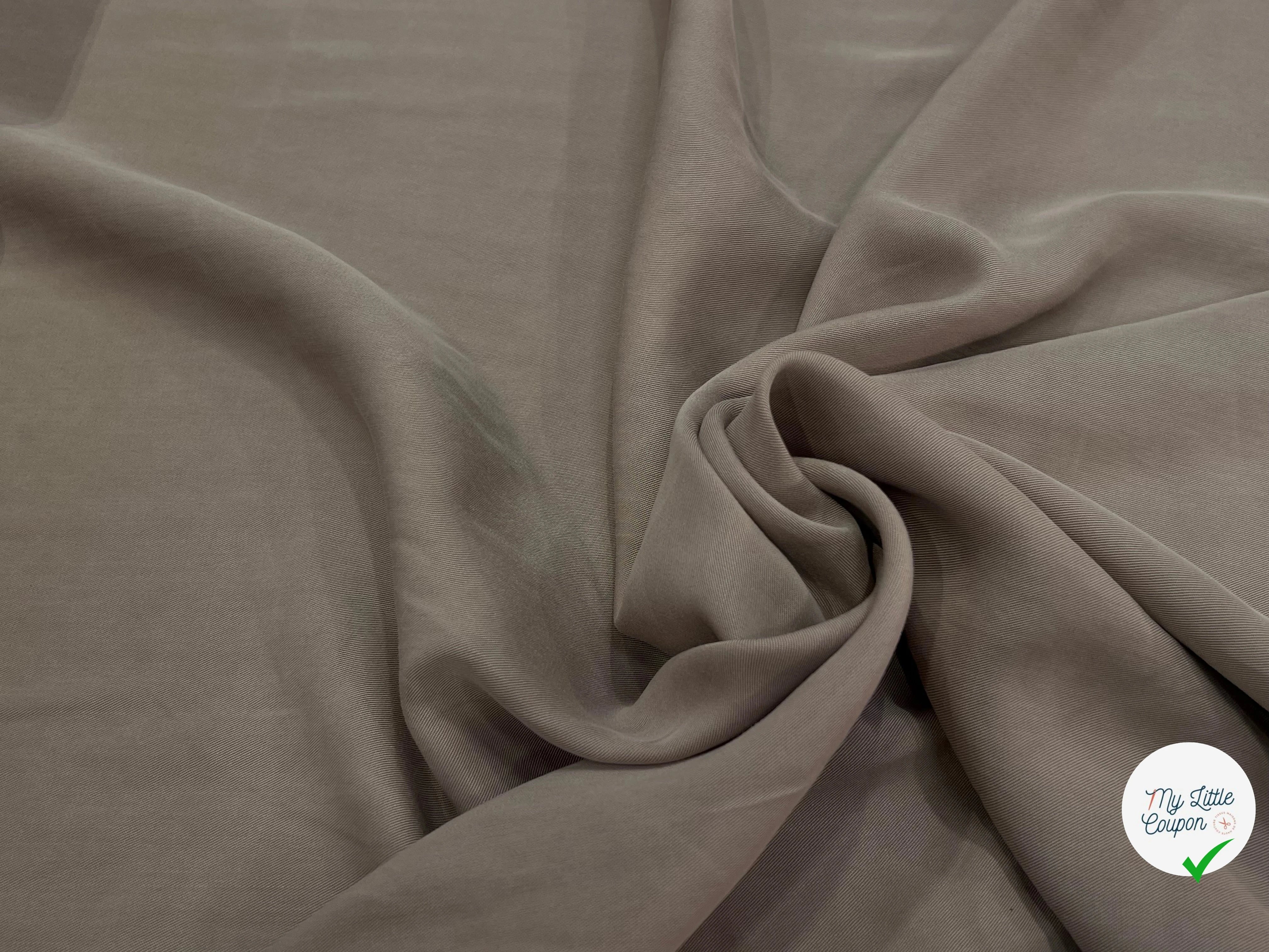 VISCOSE PEAU DE PECHE FLUIDE BEIGE FONCÉ - My Little Coupon