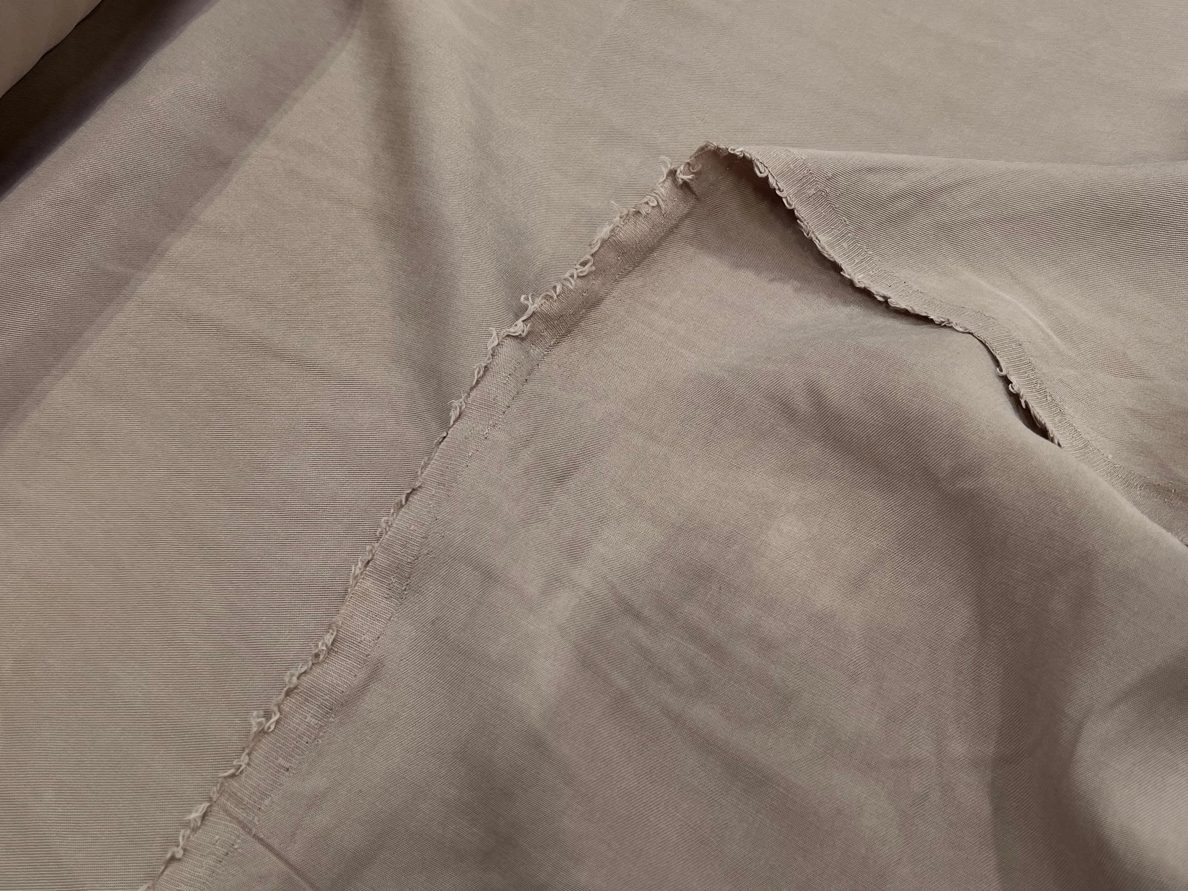 VISCOSE PEAU DE PECHE FLUIDE BEIGE FONCÉ - My Little Coupon