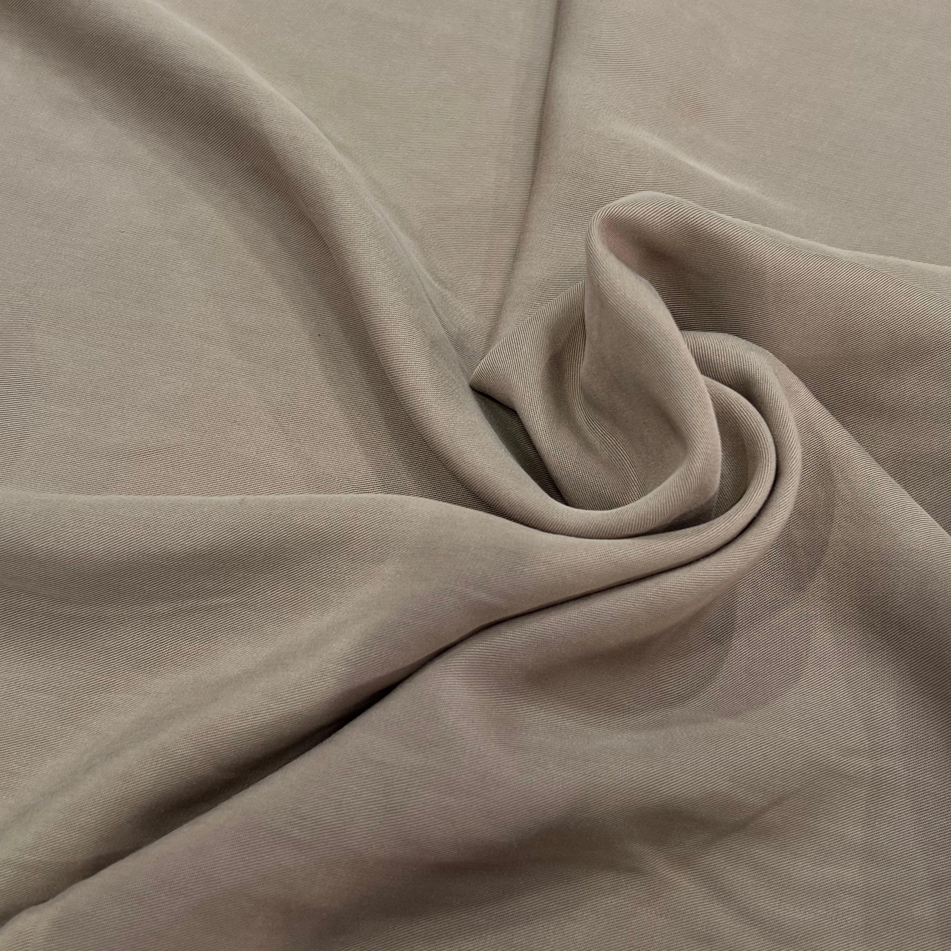 VISCOSE PEAU DE PECHE FLUIDE BEIGE FONCÉ - My Little Coupon
