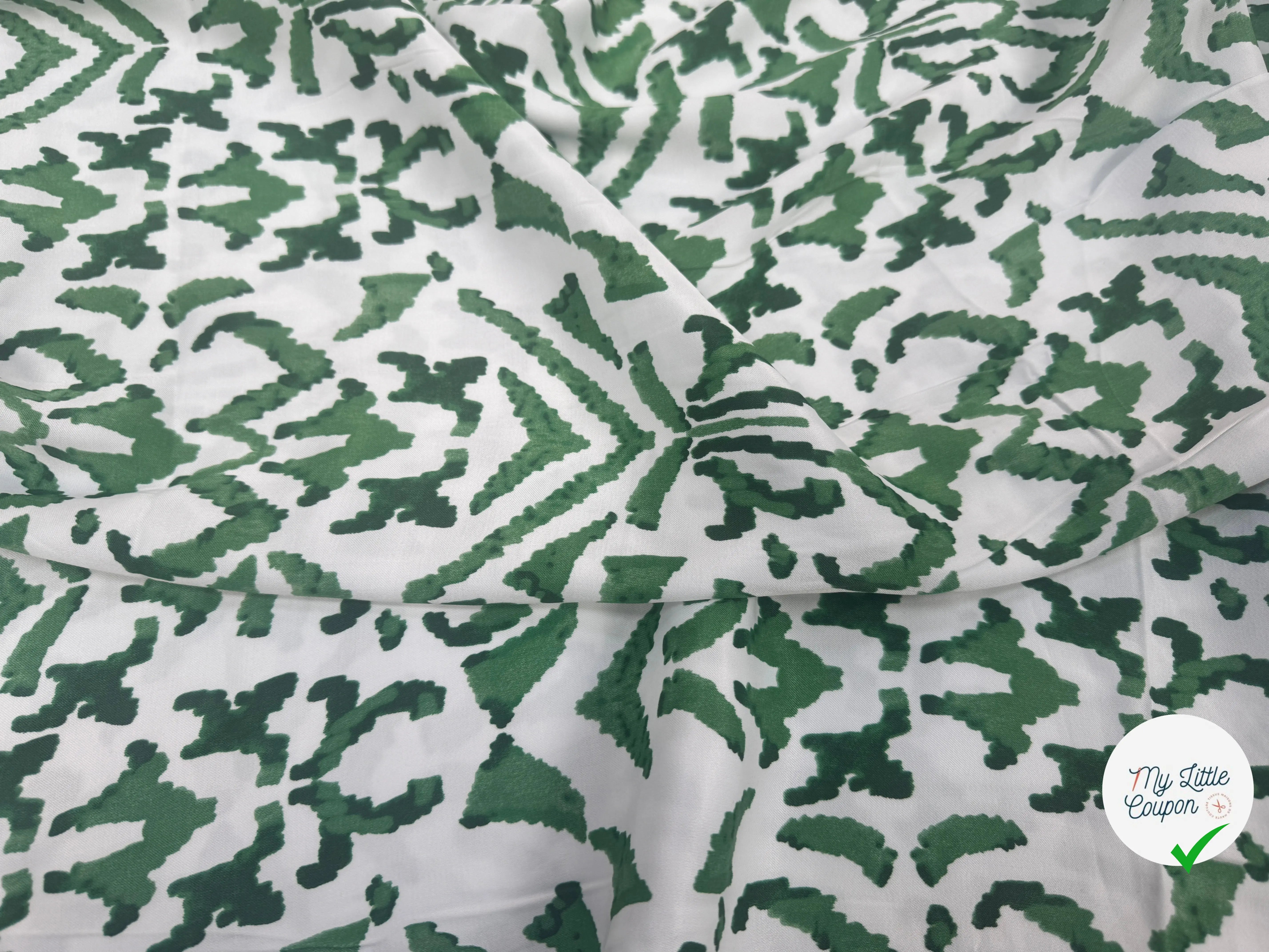 VISCOSE SATIN TISSU IMPRIMÉ TACHES VERT - My Little Coupon