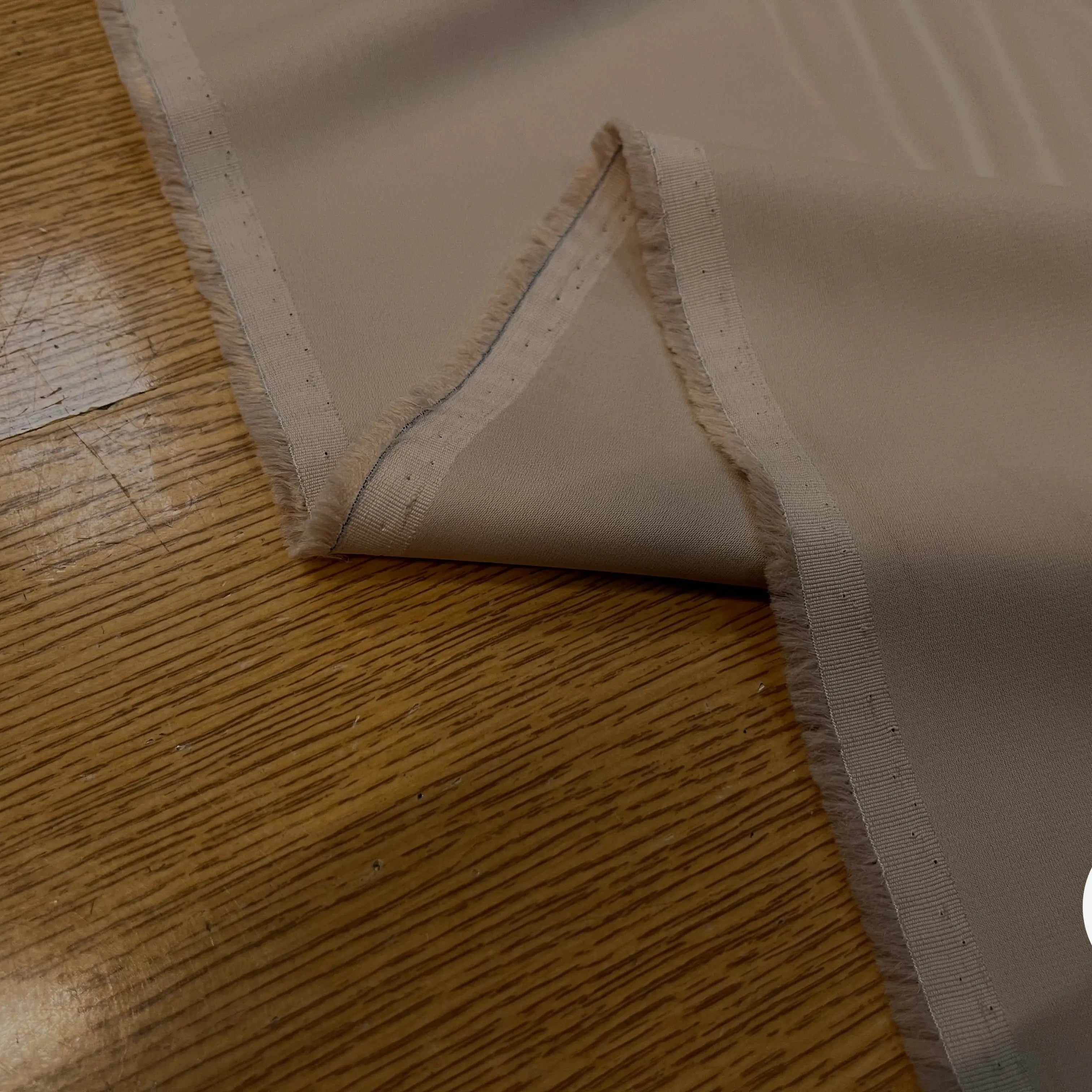 VISCOSE SATINÉE STRETCH ULTRA DOUX UNI SABLE - My Little Coupon