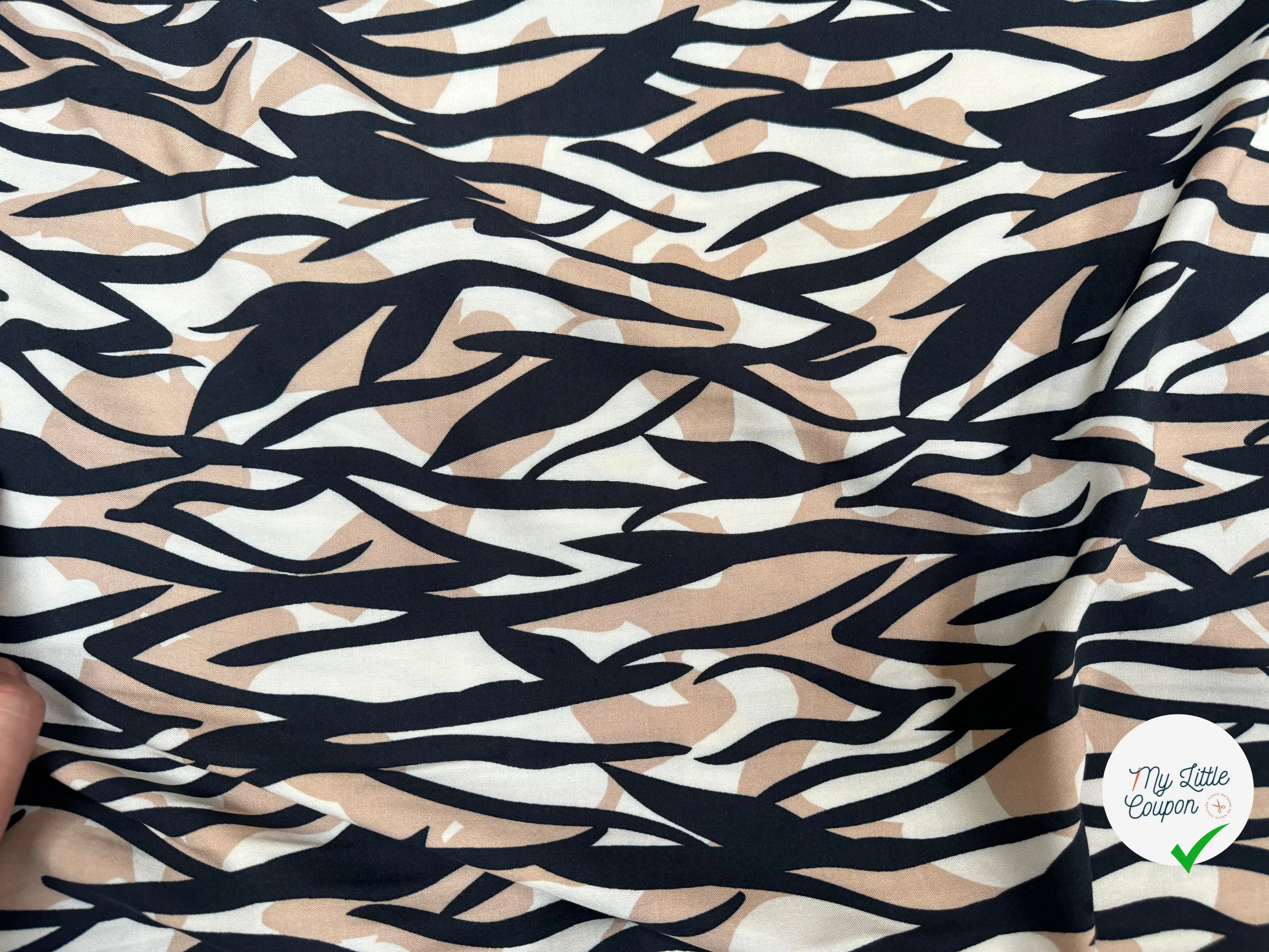 VISCOSE TIGA LIN / NOIR 1B Y1 150 - My Little Coupon