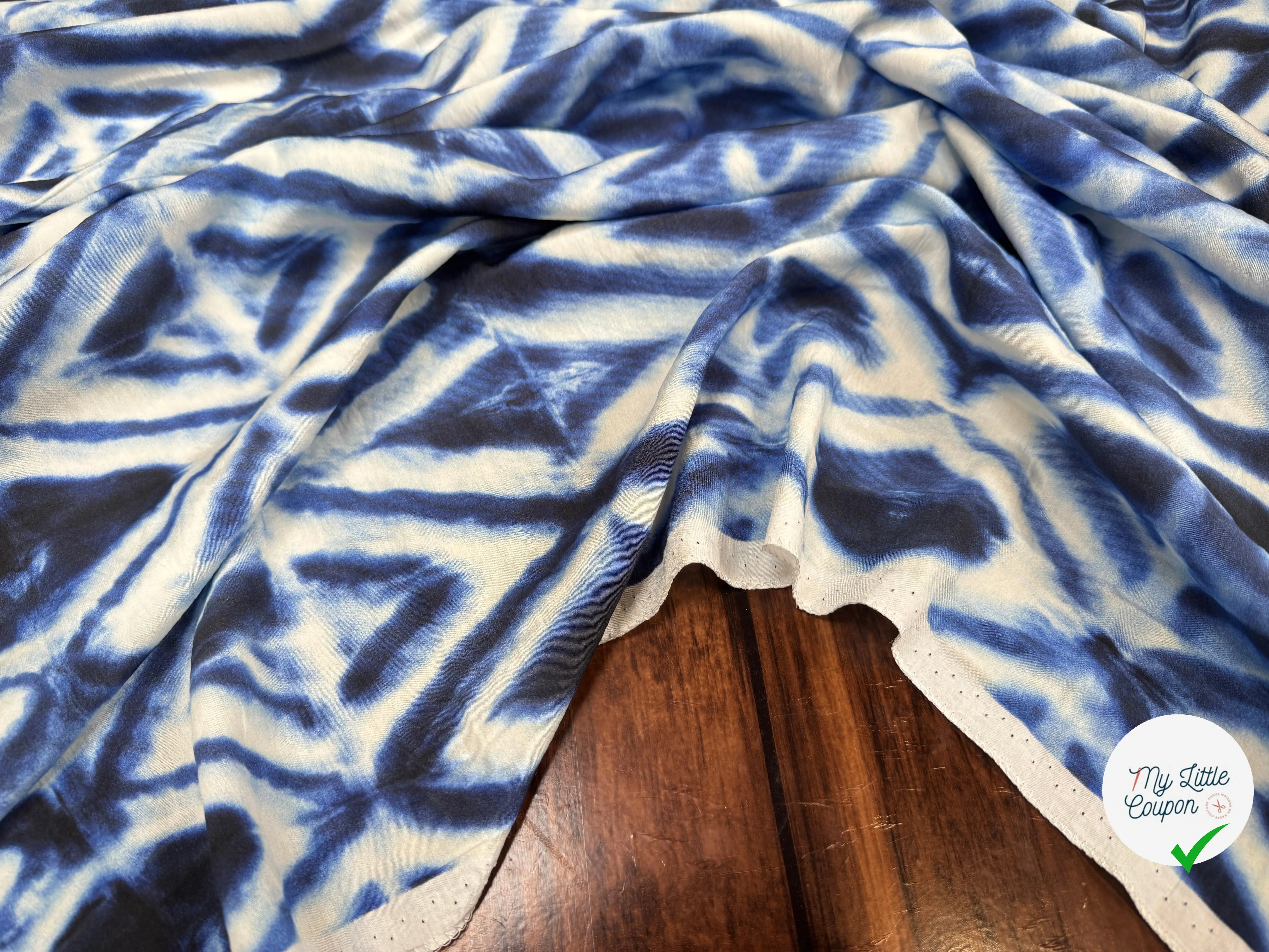 VISCOSE TOUCHE PEAU DE PECHE BLEU - My Little Coupon