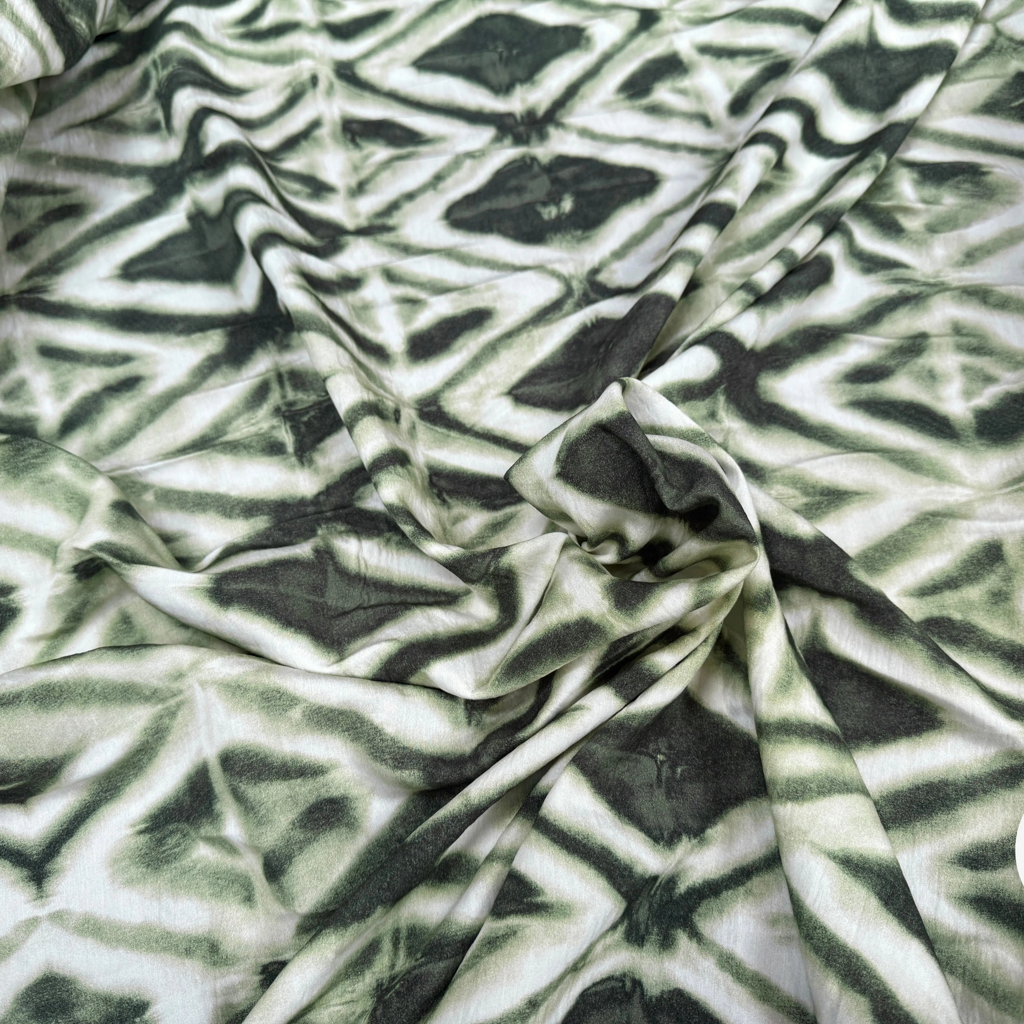 VISCOSE TOUCHE PEAU DE PECHE VERT - My Little Coupon