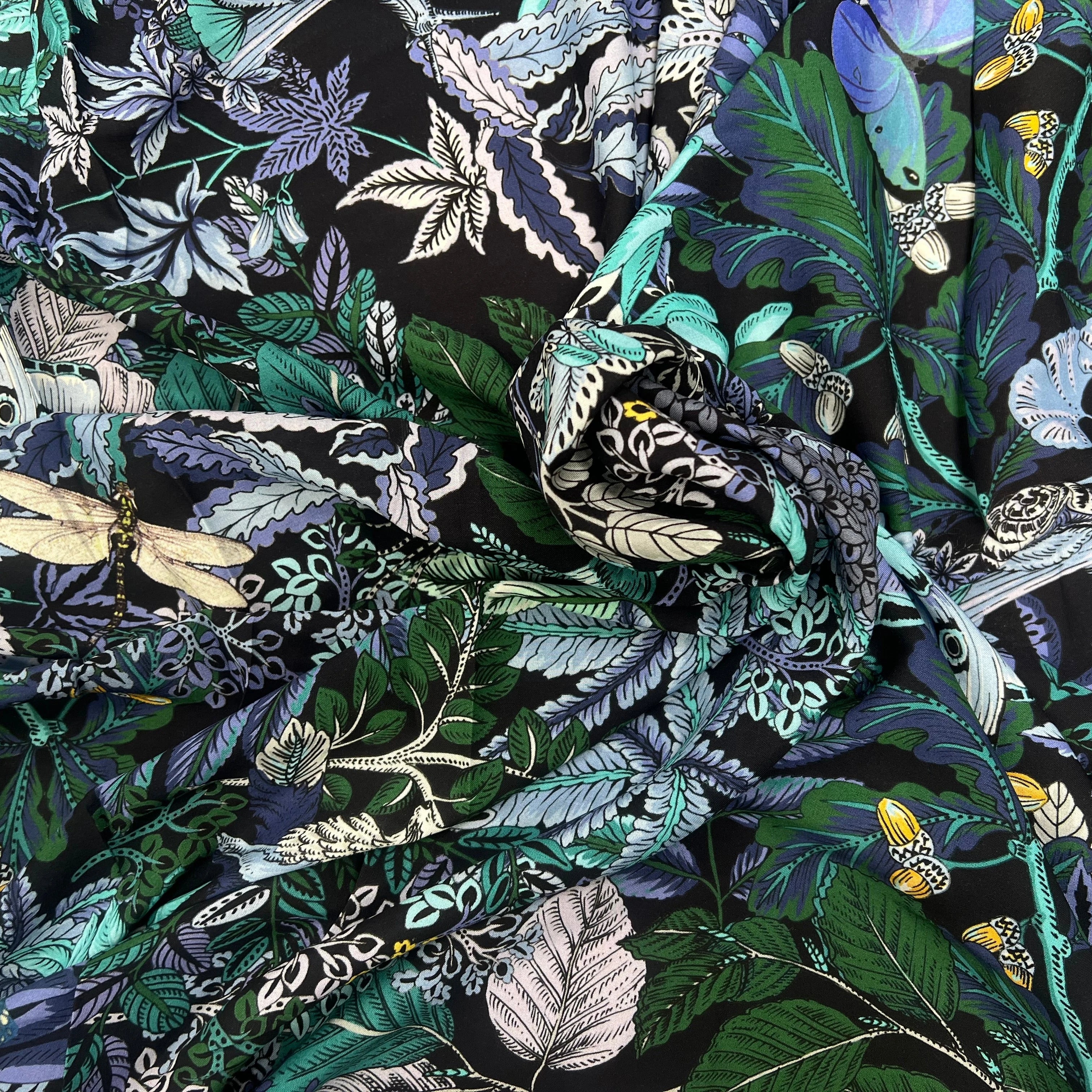 VISCOSE TOUTE DOUCE STRETCH IMPRIMÉE EXOTIQUE FLEURI ANIMALIER - My Little Coupon