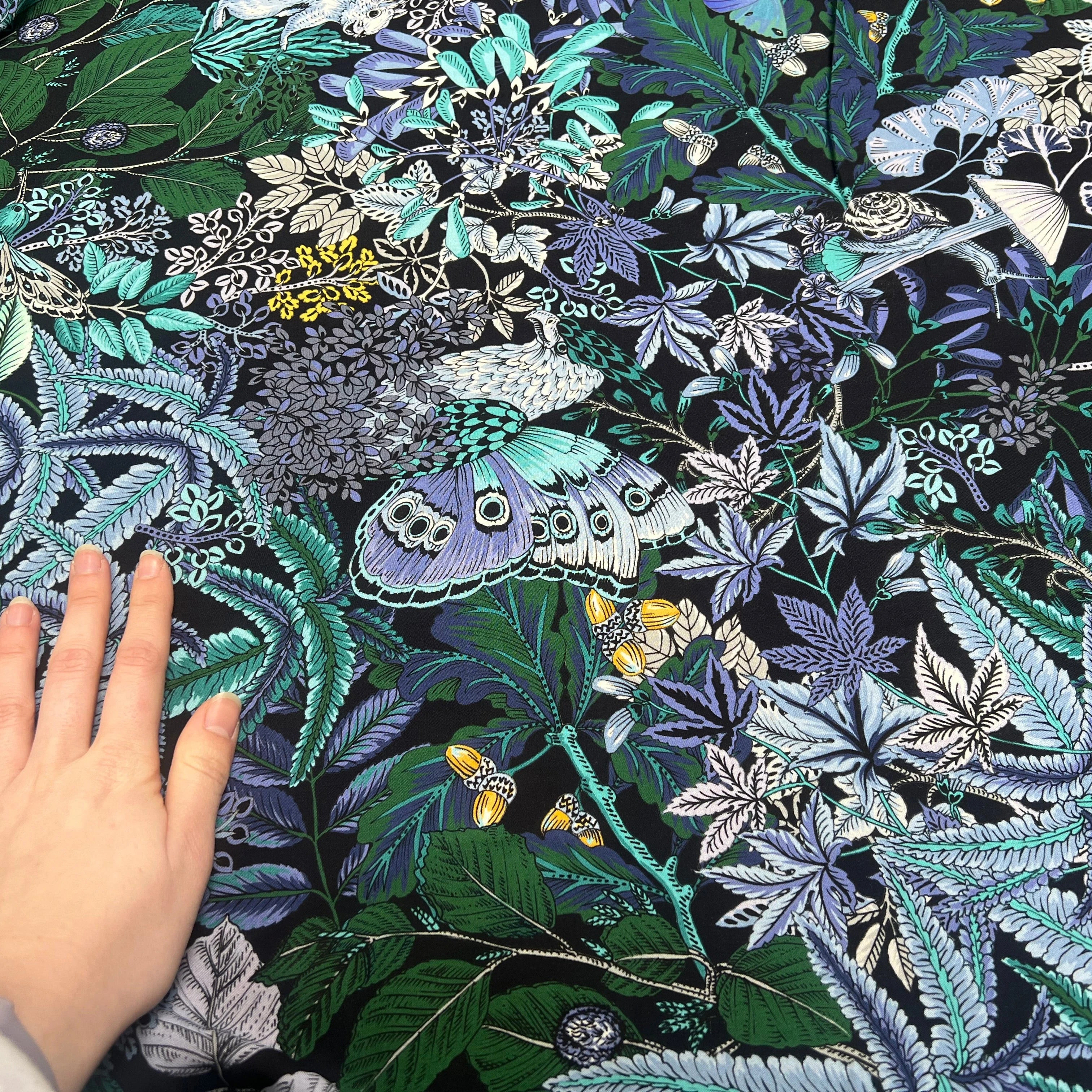 VISCOSE TOUTE DOUCE STRETCH IMPRIMÉE EXOTIQUE FLEURI ANIMALIER - My Little Coupon