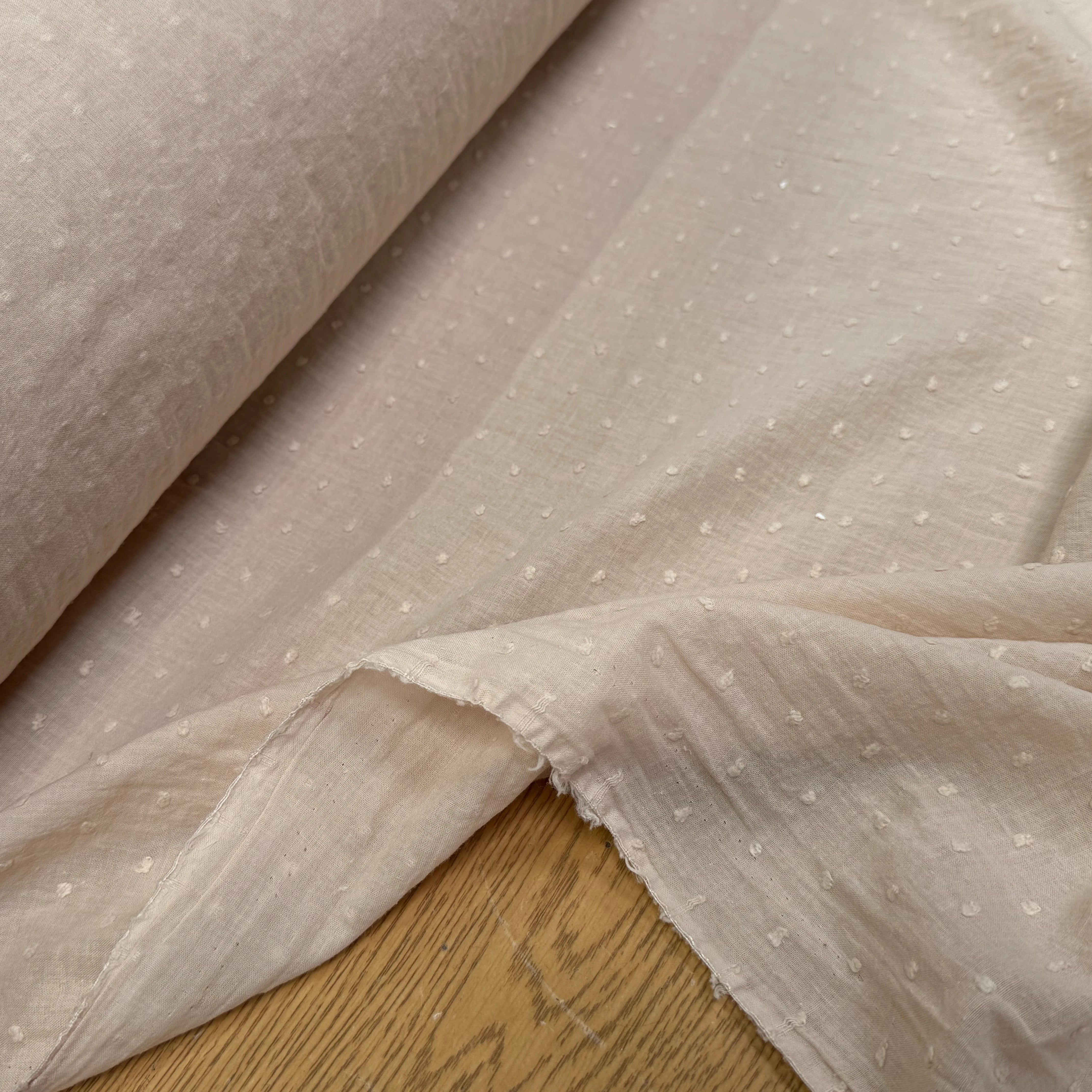 VOILE COTON PLUMETIS BEIGE CREME - My Little Coupon
