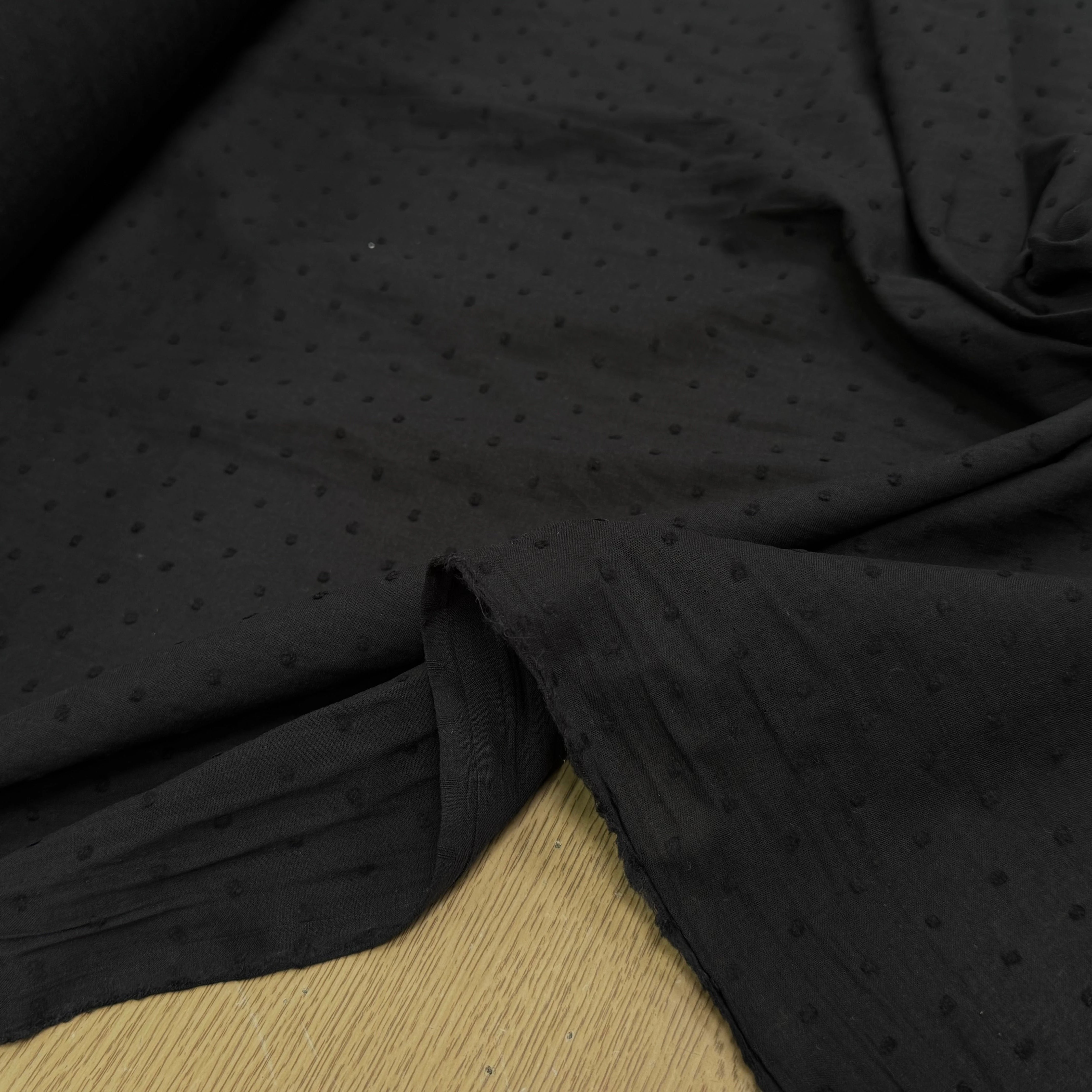 VOILE COTON PLUMETIS NOIR - My Little Coupon
