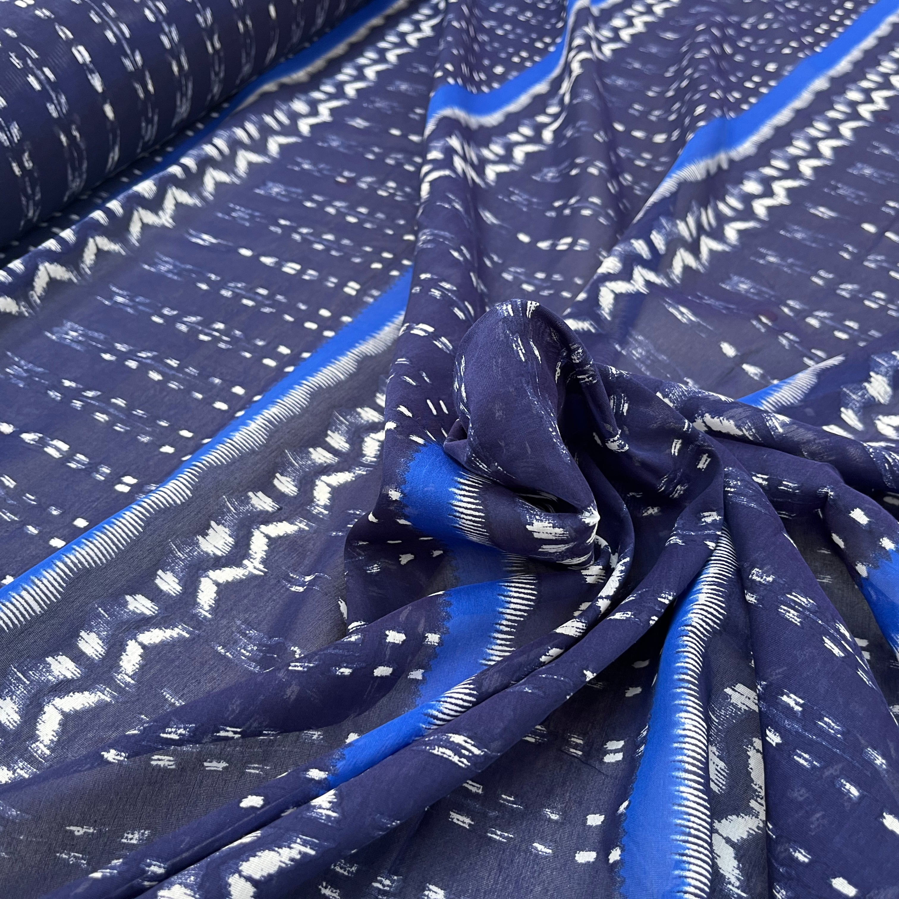 VOILE COTON SOIE BLEU IMPRIMÉ GÉOMETRIQUE - My Little Coupon