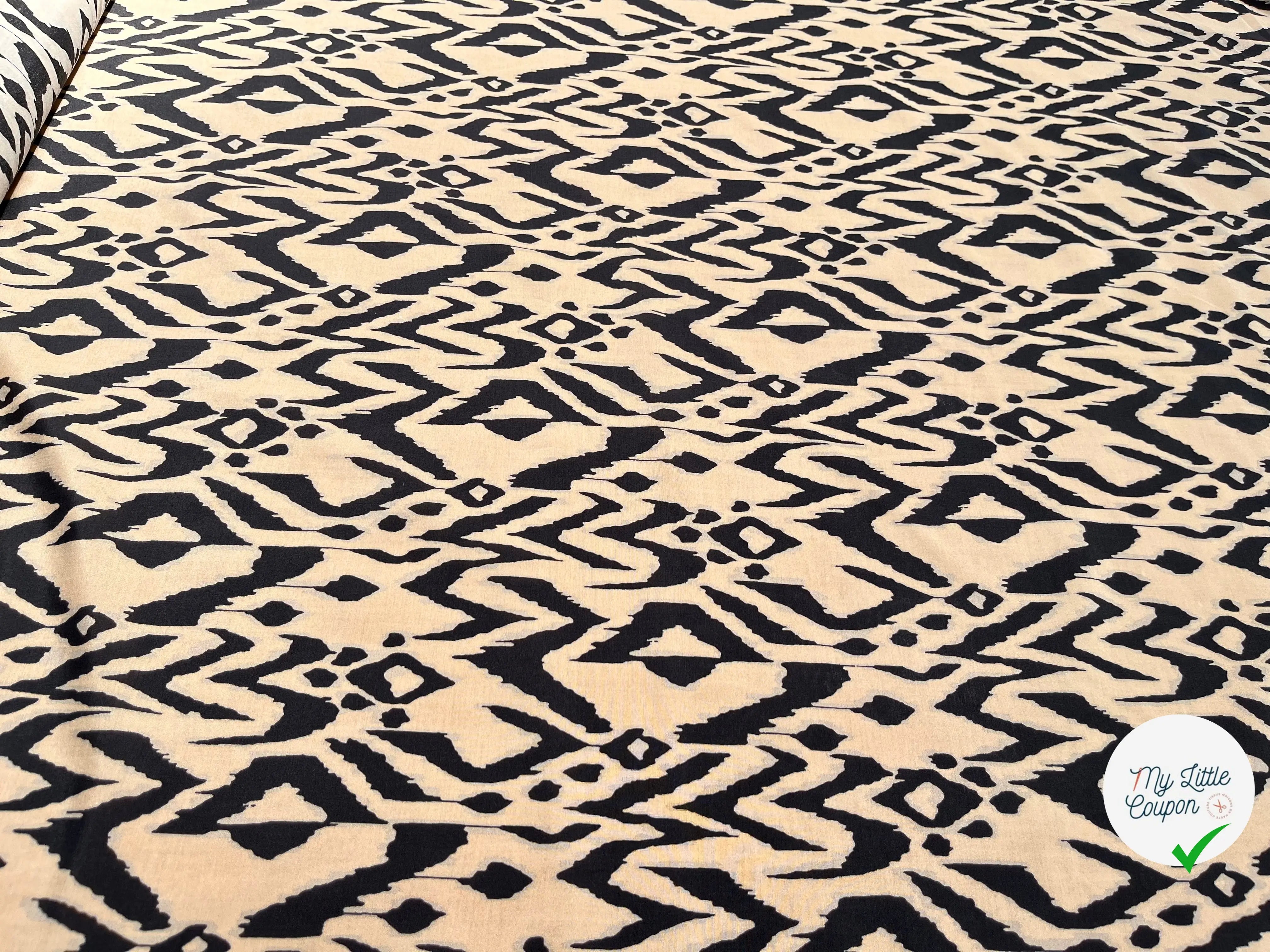 VOILE COTON SOIE FOND BEIGE MOTIF VAGUE SAFARI - My Little Coupon