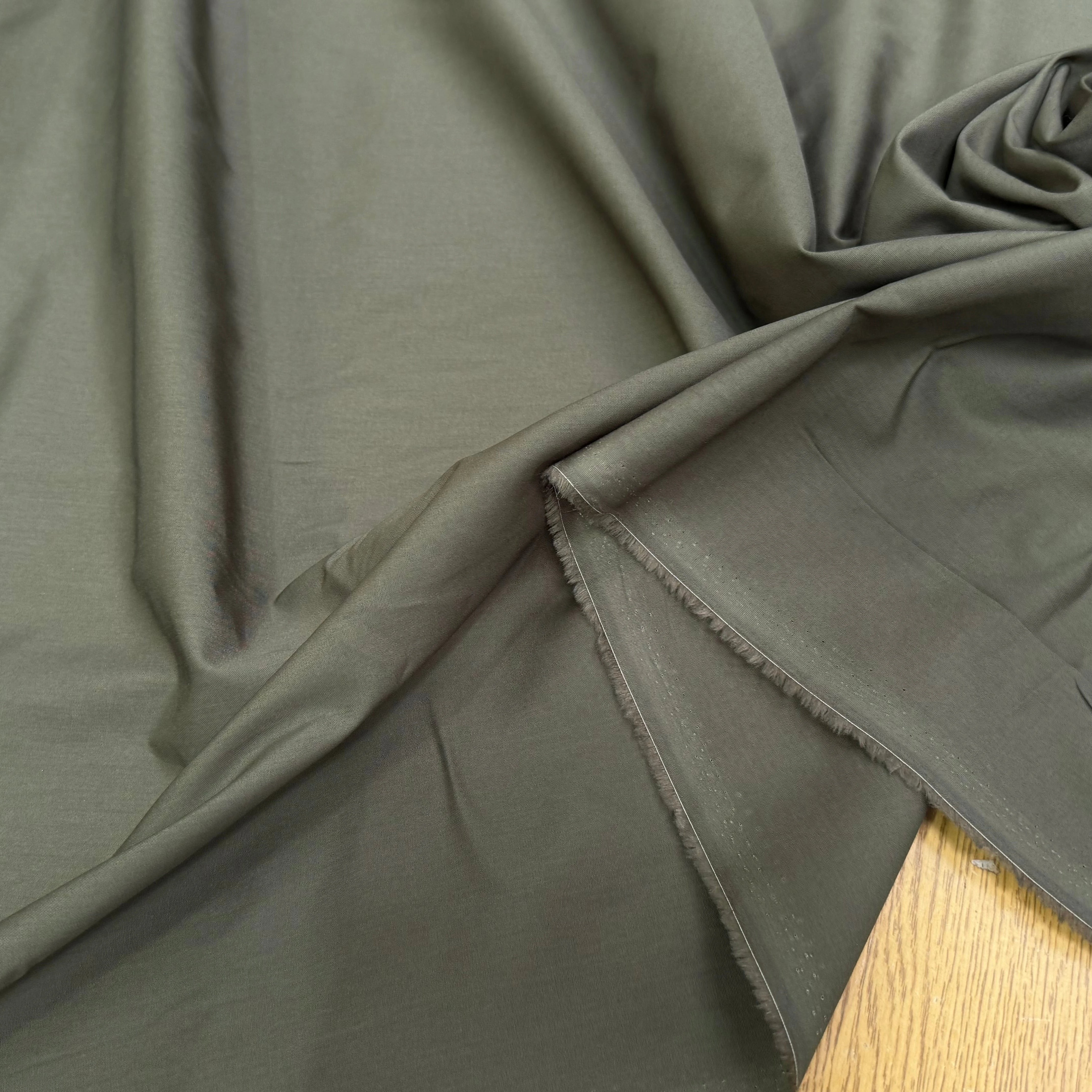 VOILE DE COTON BRUTE VERT KAKI - My Little Coupon